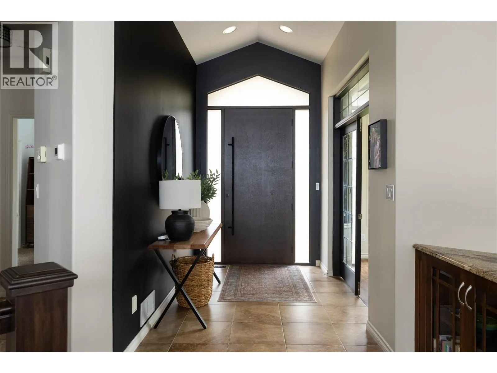 10 Bayview Heights