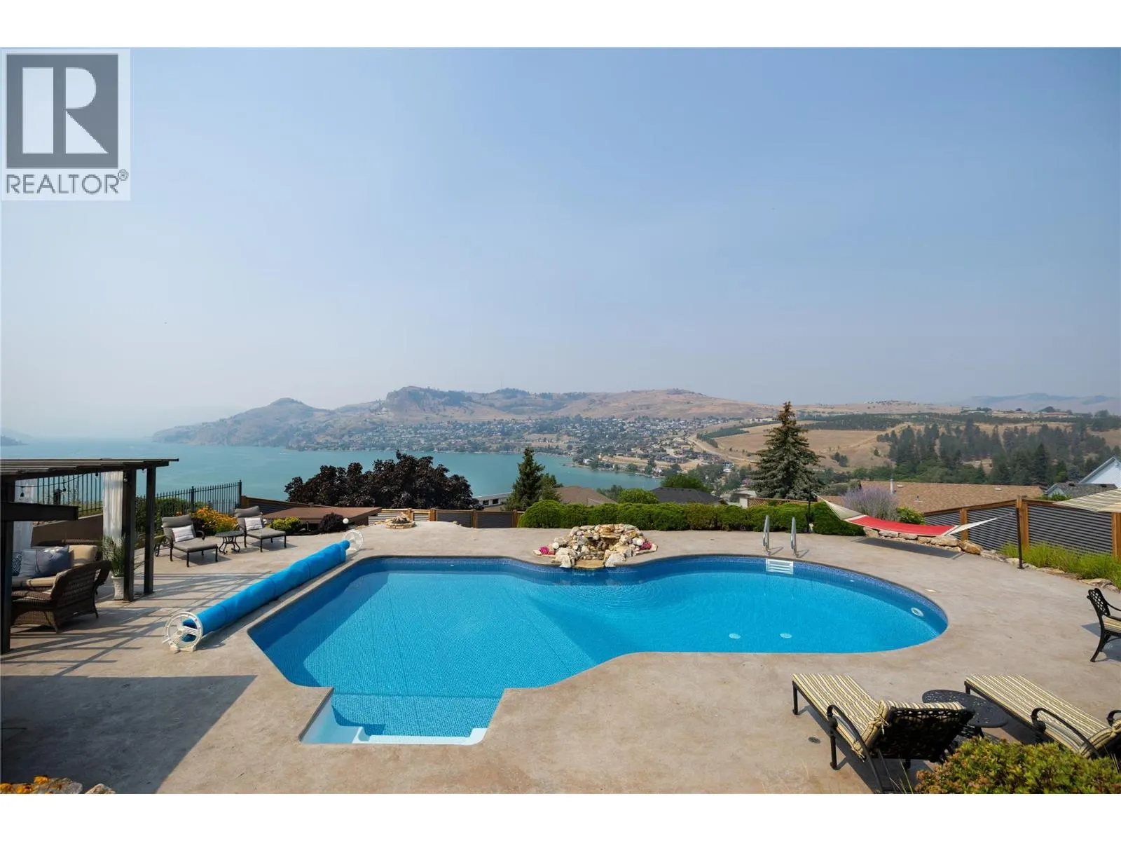10 Bayview Heights