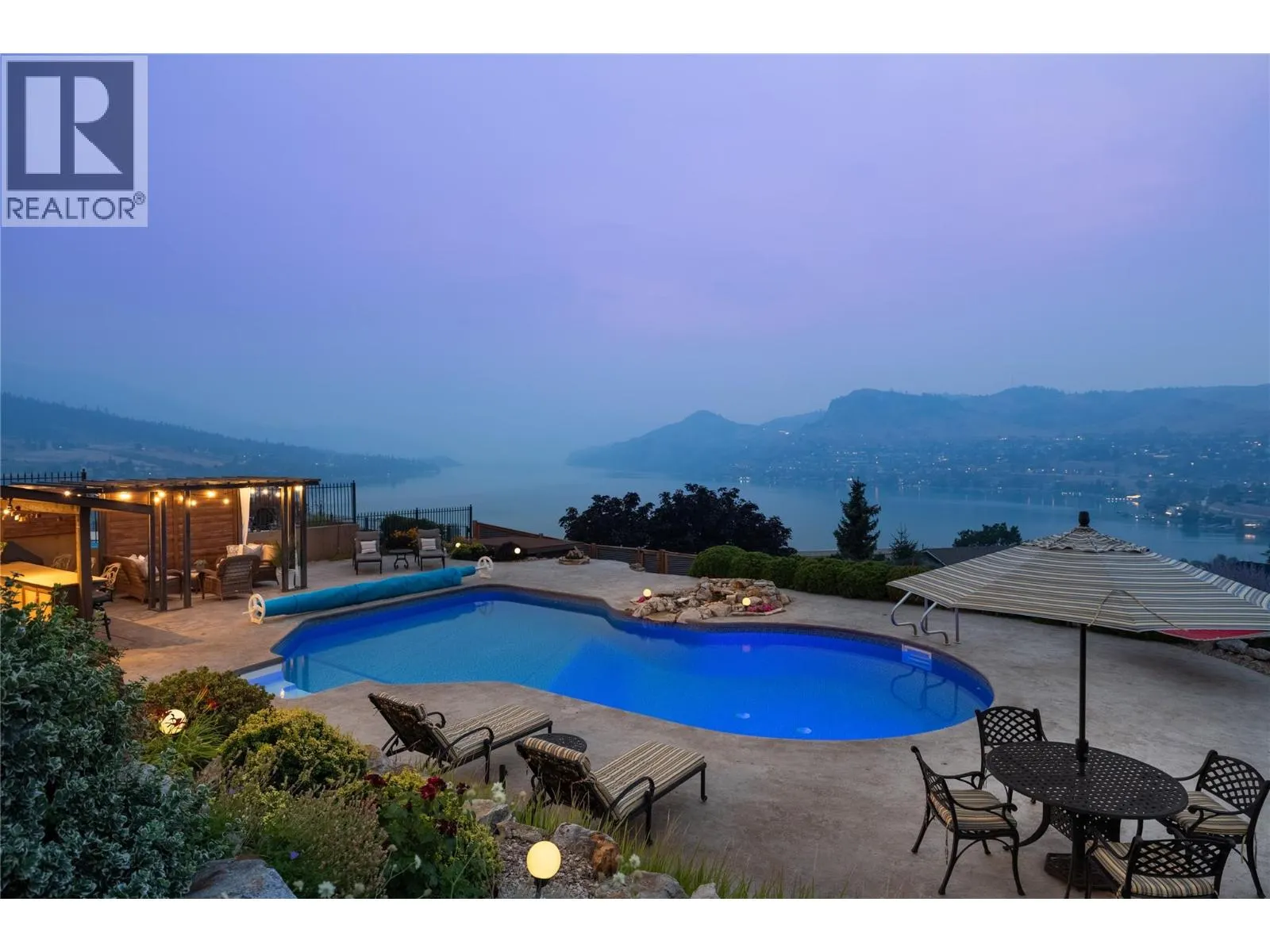 10 Bayview Heights