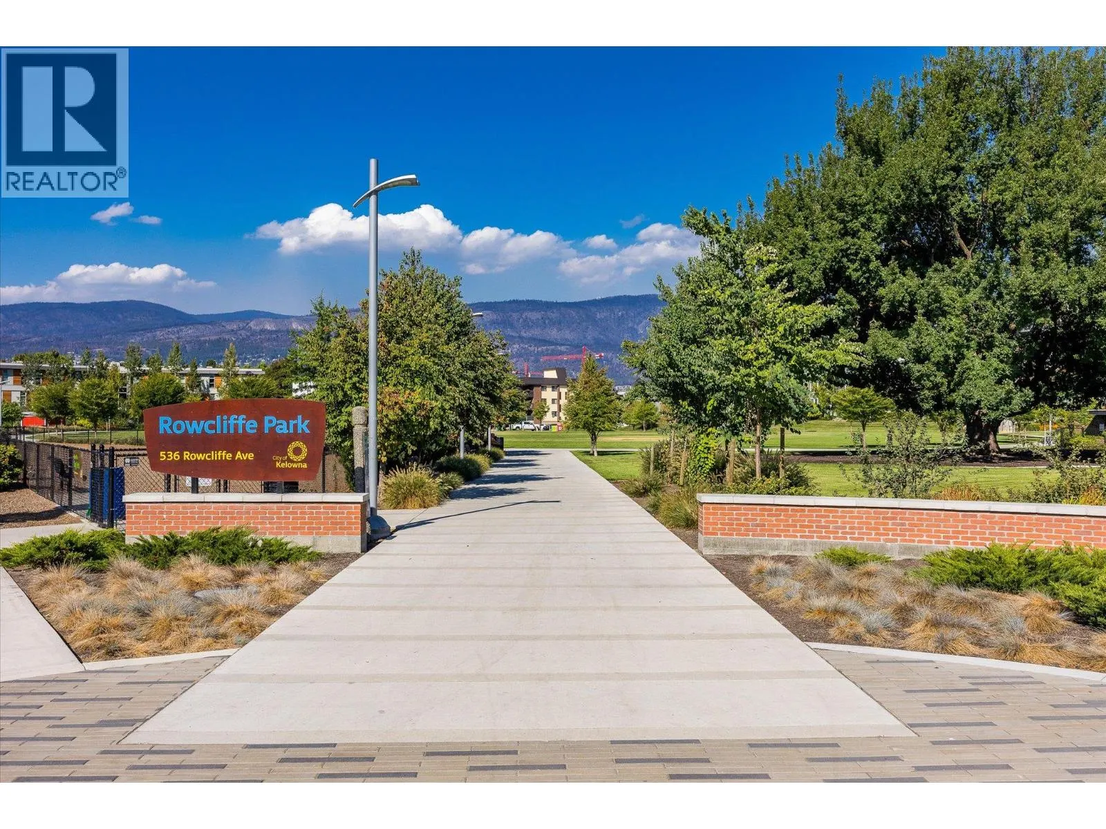 1775 Chapman Place Unit# PH06