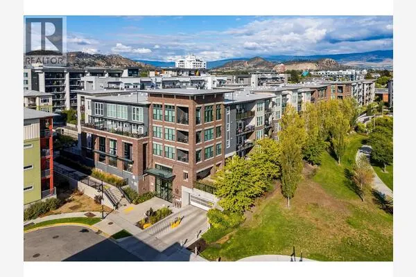 1775 Chapman Place Unit# PH06