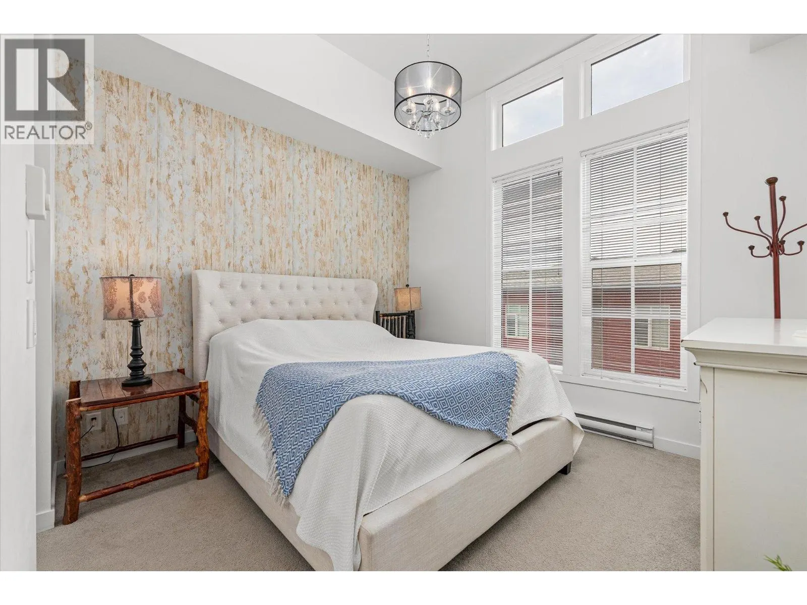1775 Chapman Place Unit# PH06