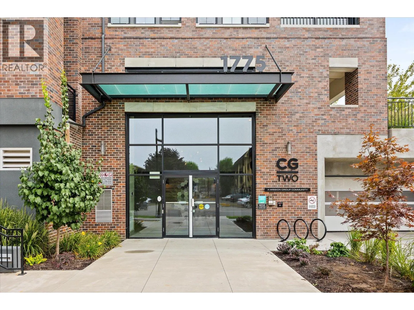 1775 Chapman Place Unit# PH06