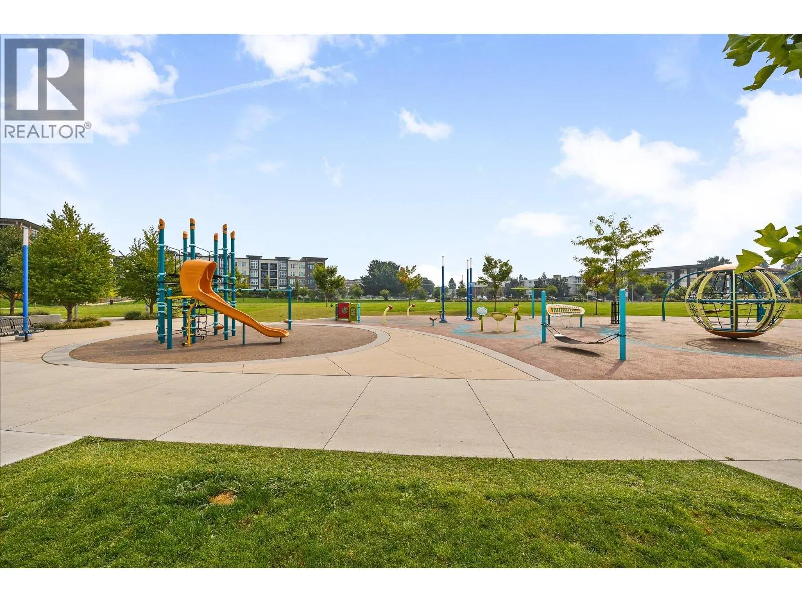 1775 Chapman Place Unit# PH06