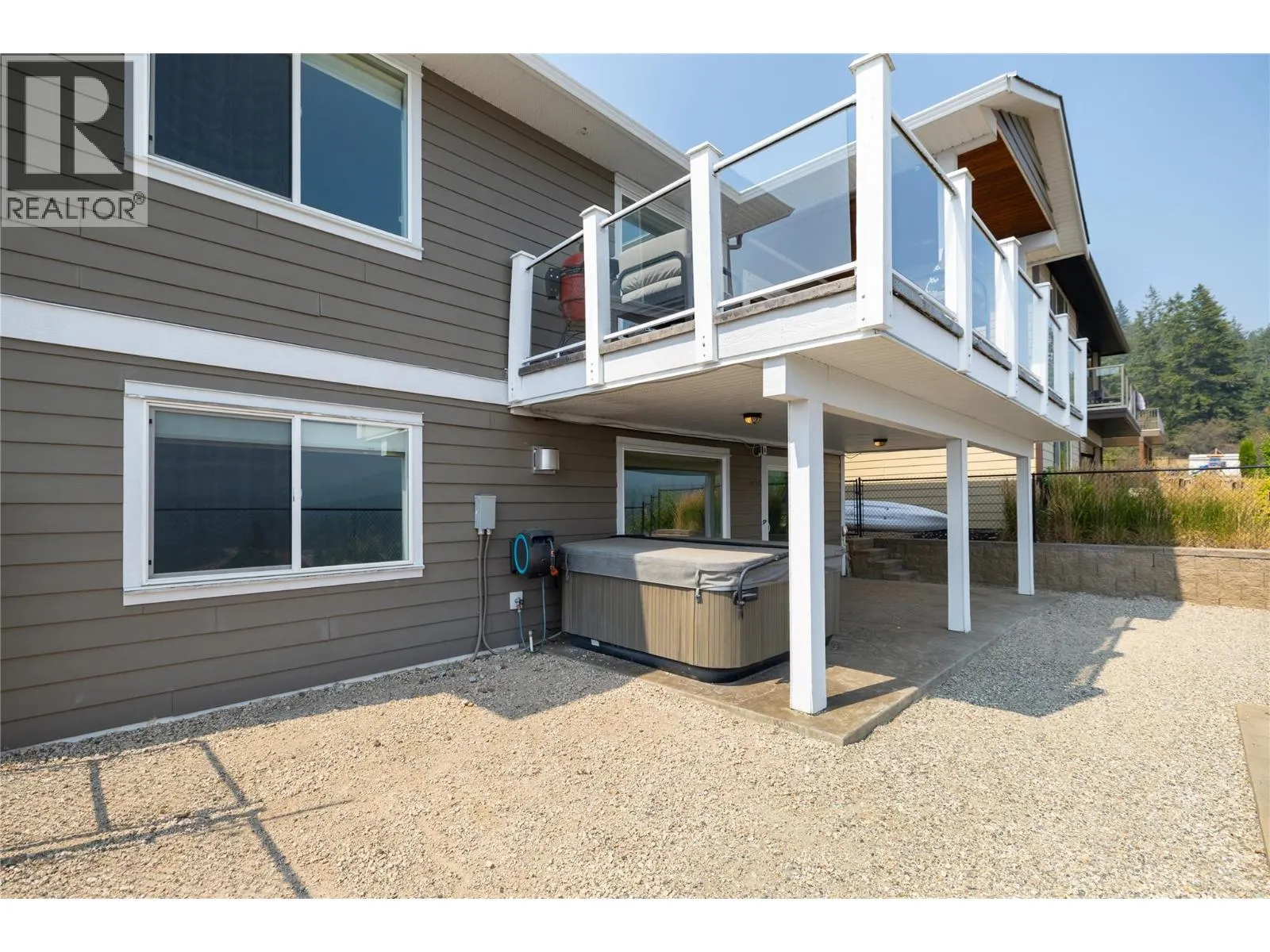 7261 Silver Ridge Drive