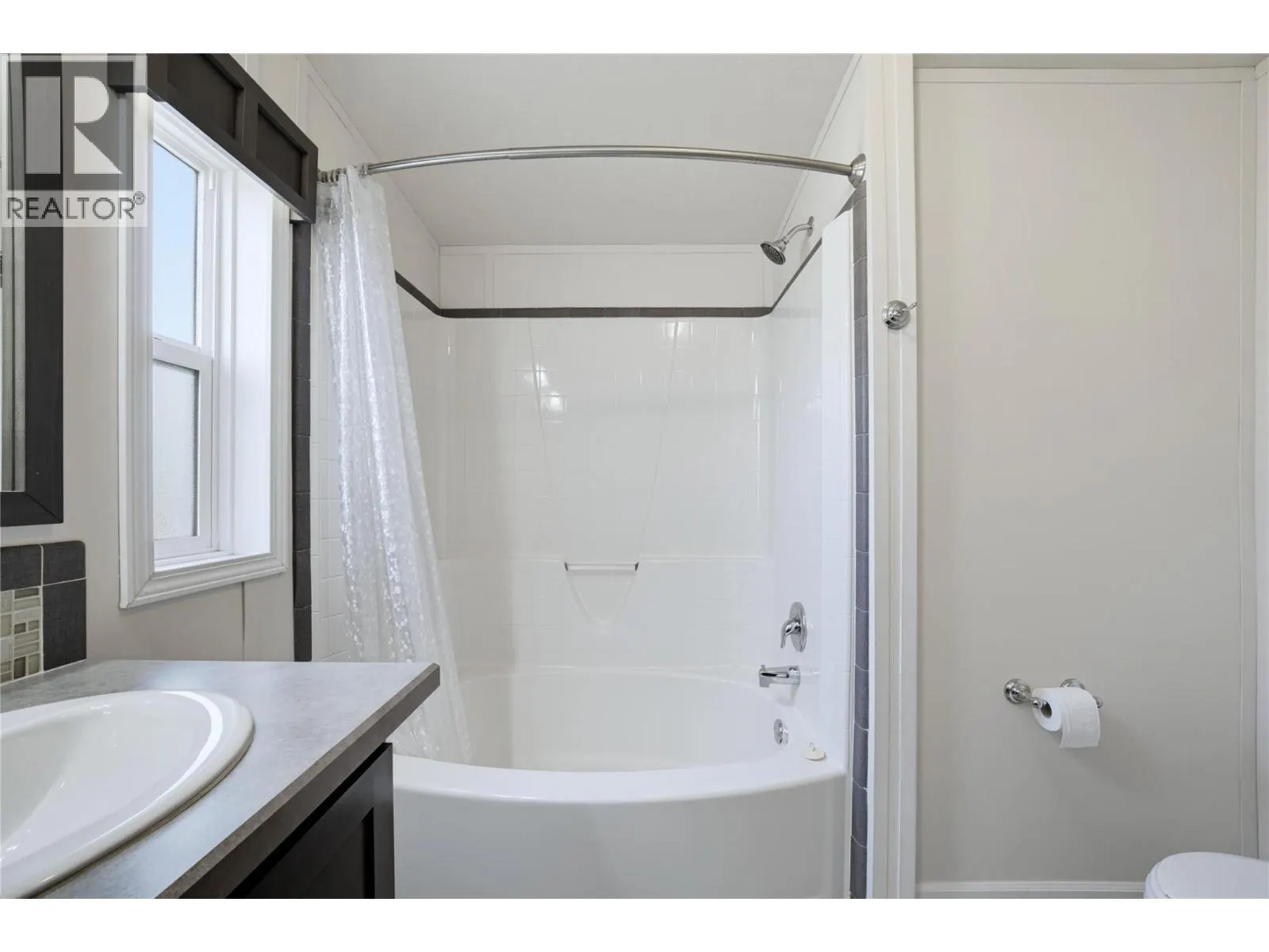 4811 10A Avenue NE Unit# 28
