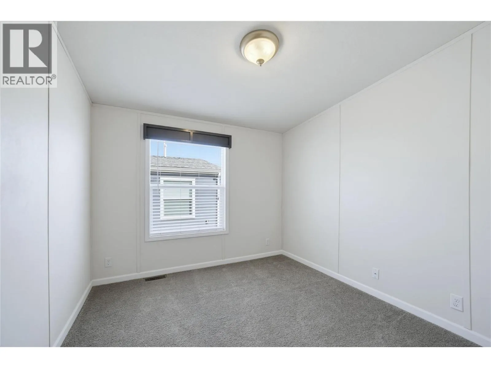 4811 10A Avenue NE Unit# 28