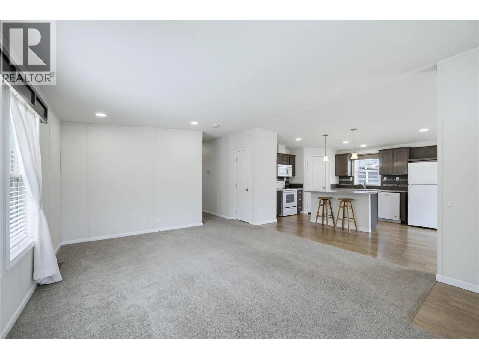 4811 10A Avenue NE Unit# 28