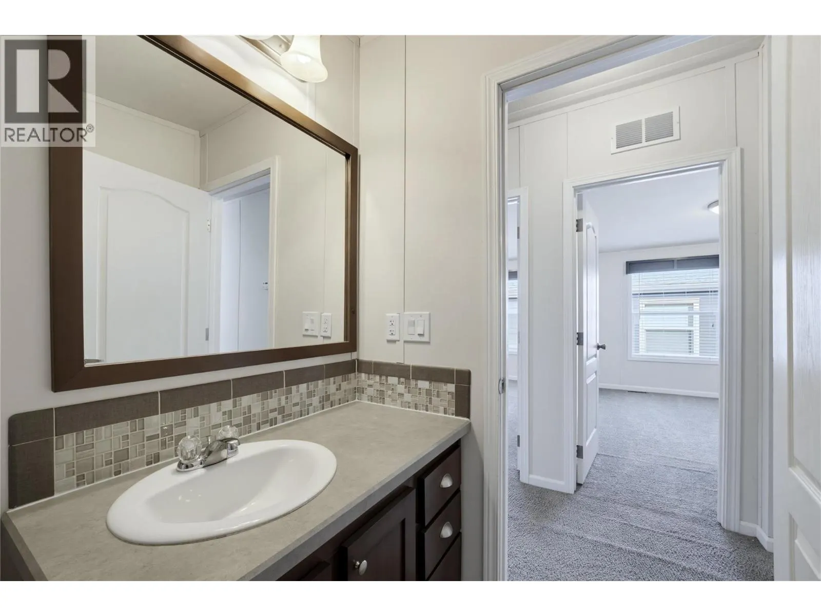 4811 10A Avenue NE Unit# 28