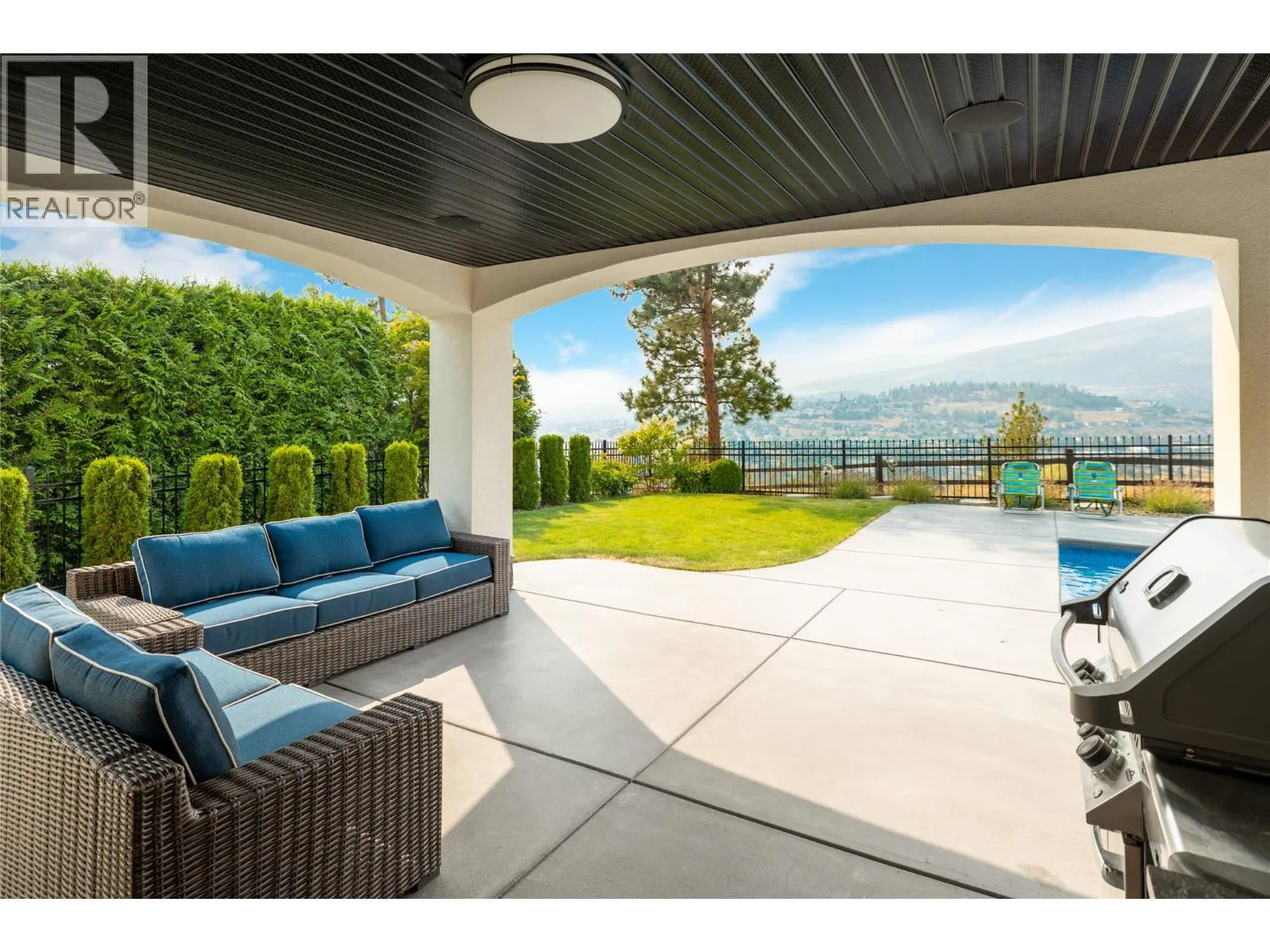 3351 Vineyard View Drive