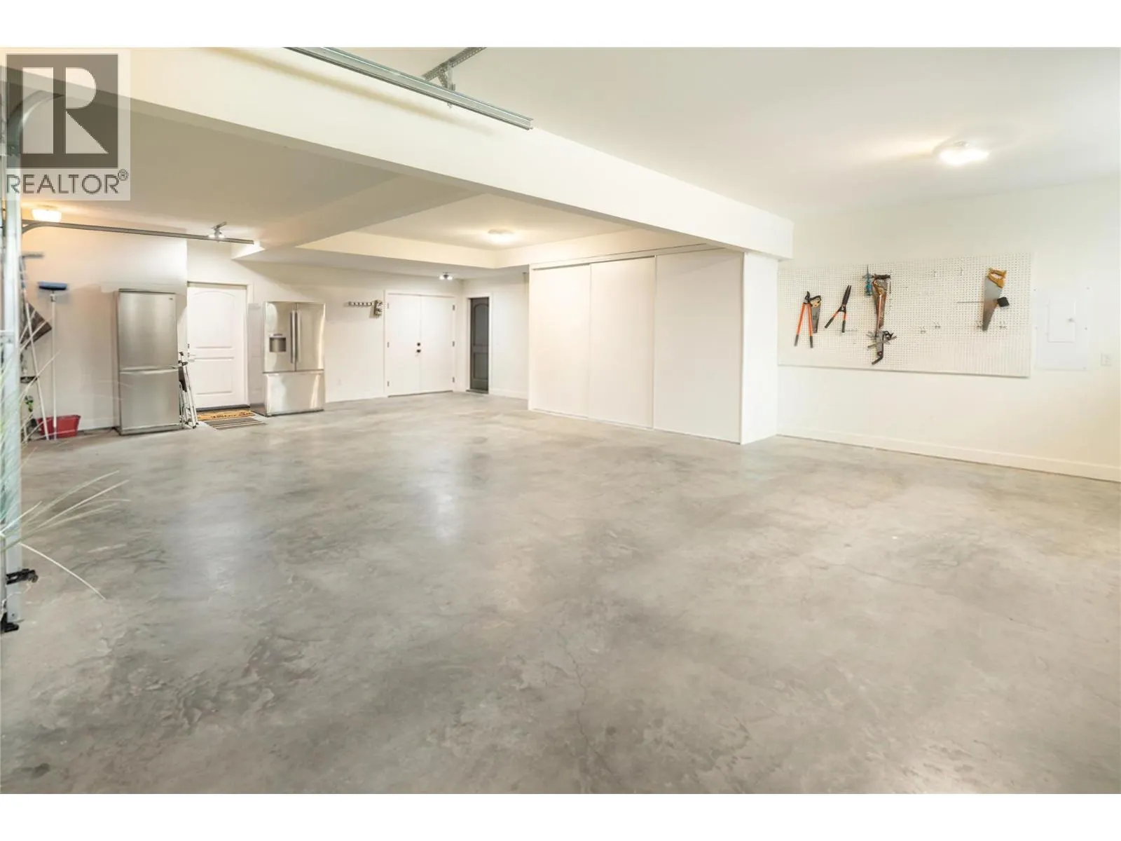 3351 Vineyard View Drive