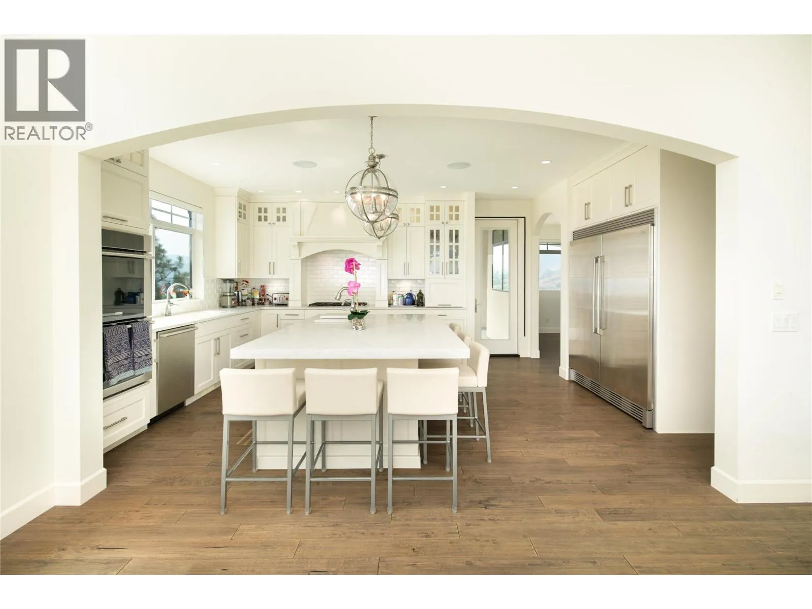 3351 Vineyard View Drive