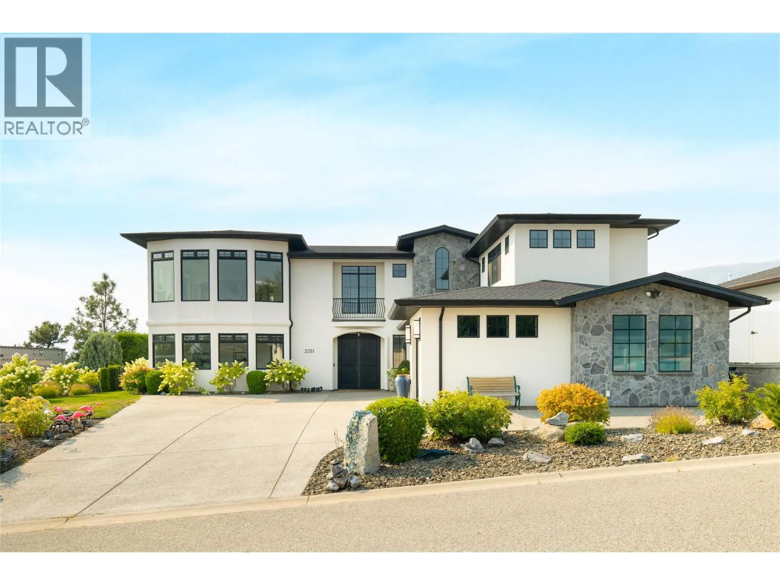 3351 Vineyard View Drive