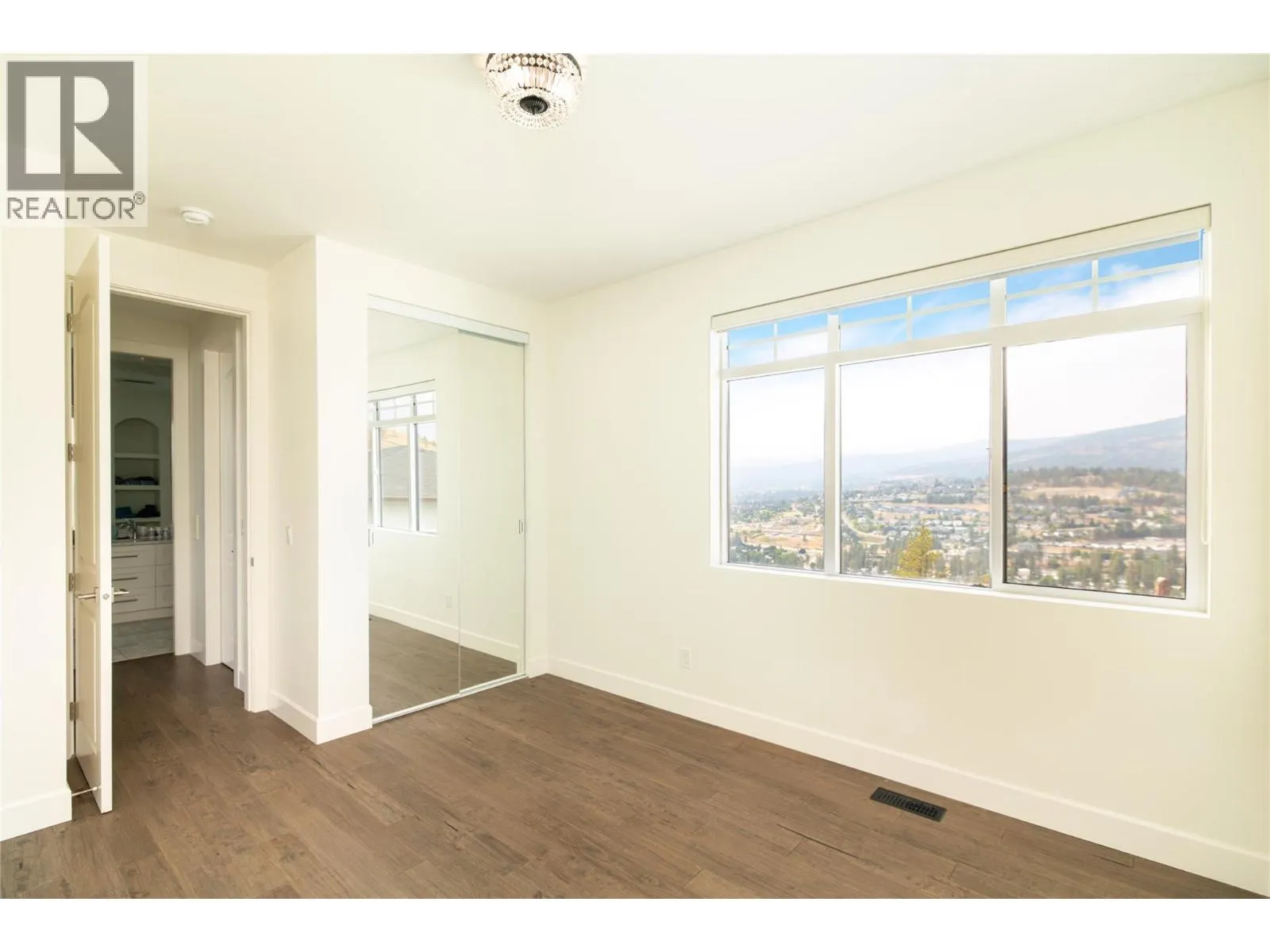 3351 Vineyard View Drive