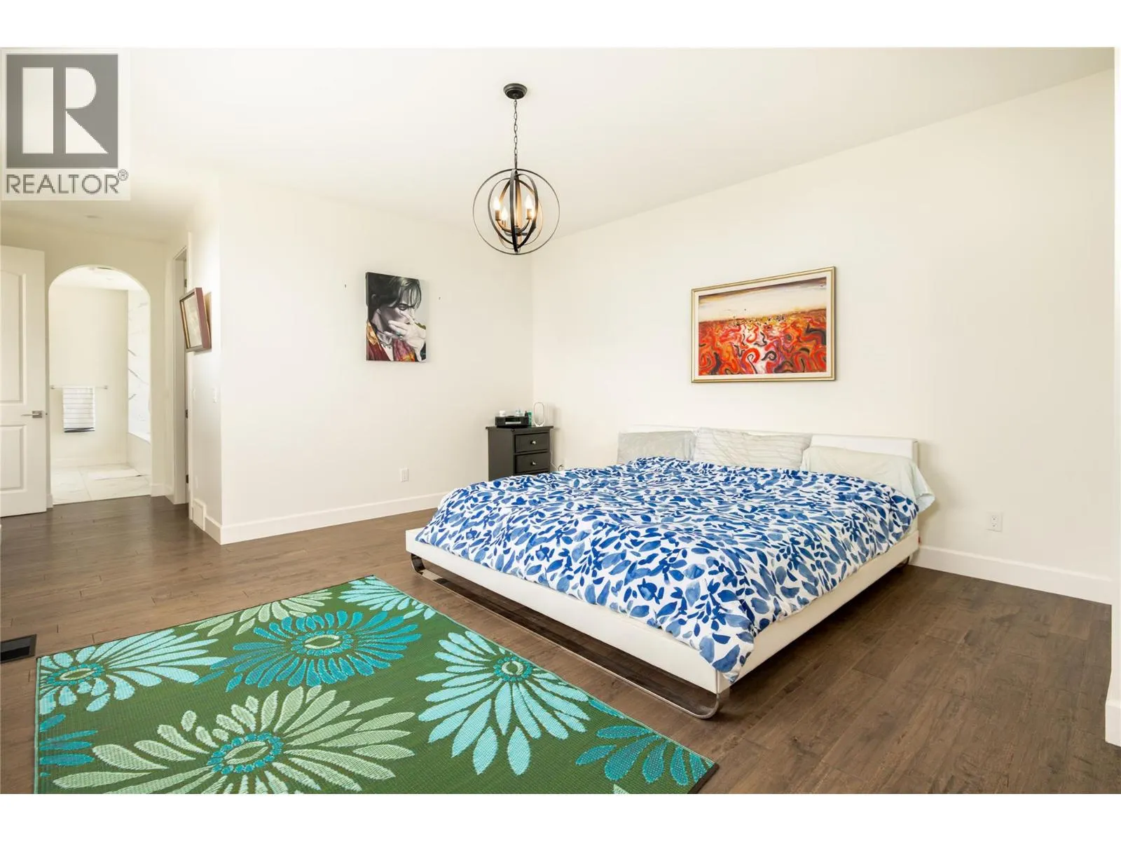 3351 Vineyard View Drive