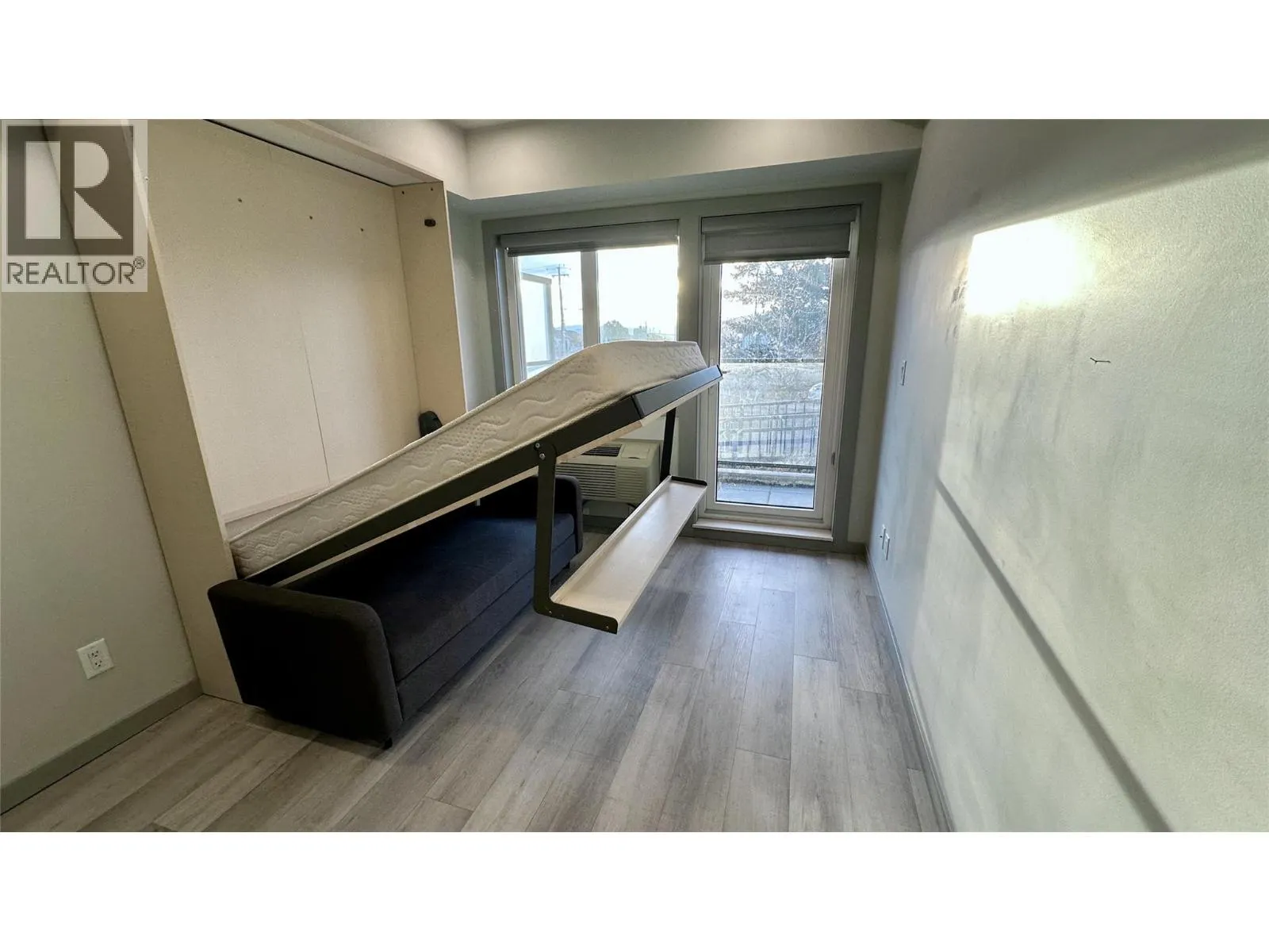 345 Dougall Road N Unit# PH12