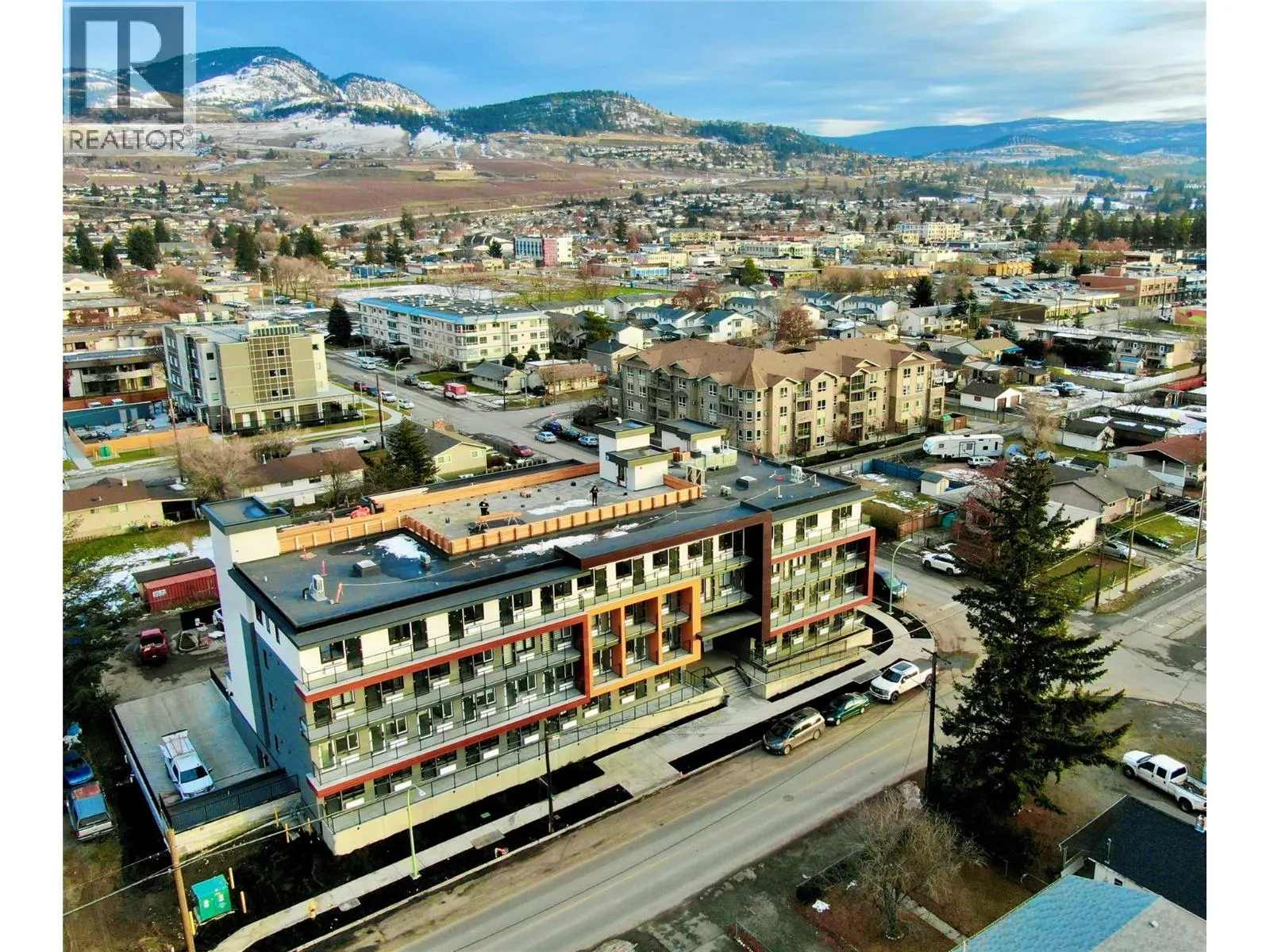 345 Dougall Road N Unit# PH12