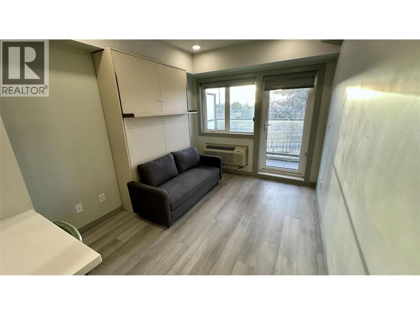 345 Dougall Road N Unit# PH12