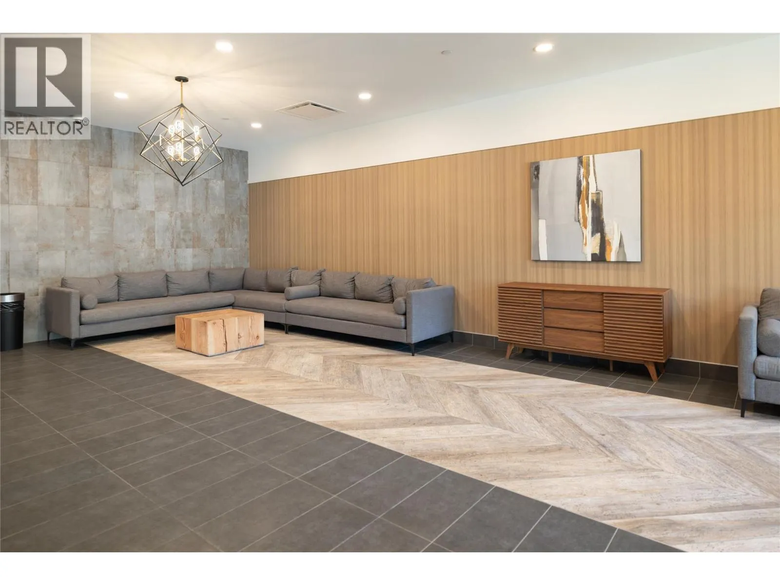 1471 St. Paul Street Unit# 1707