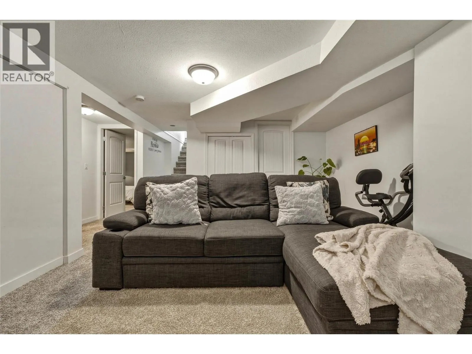 1701 34 Street