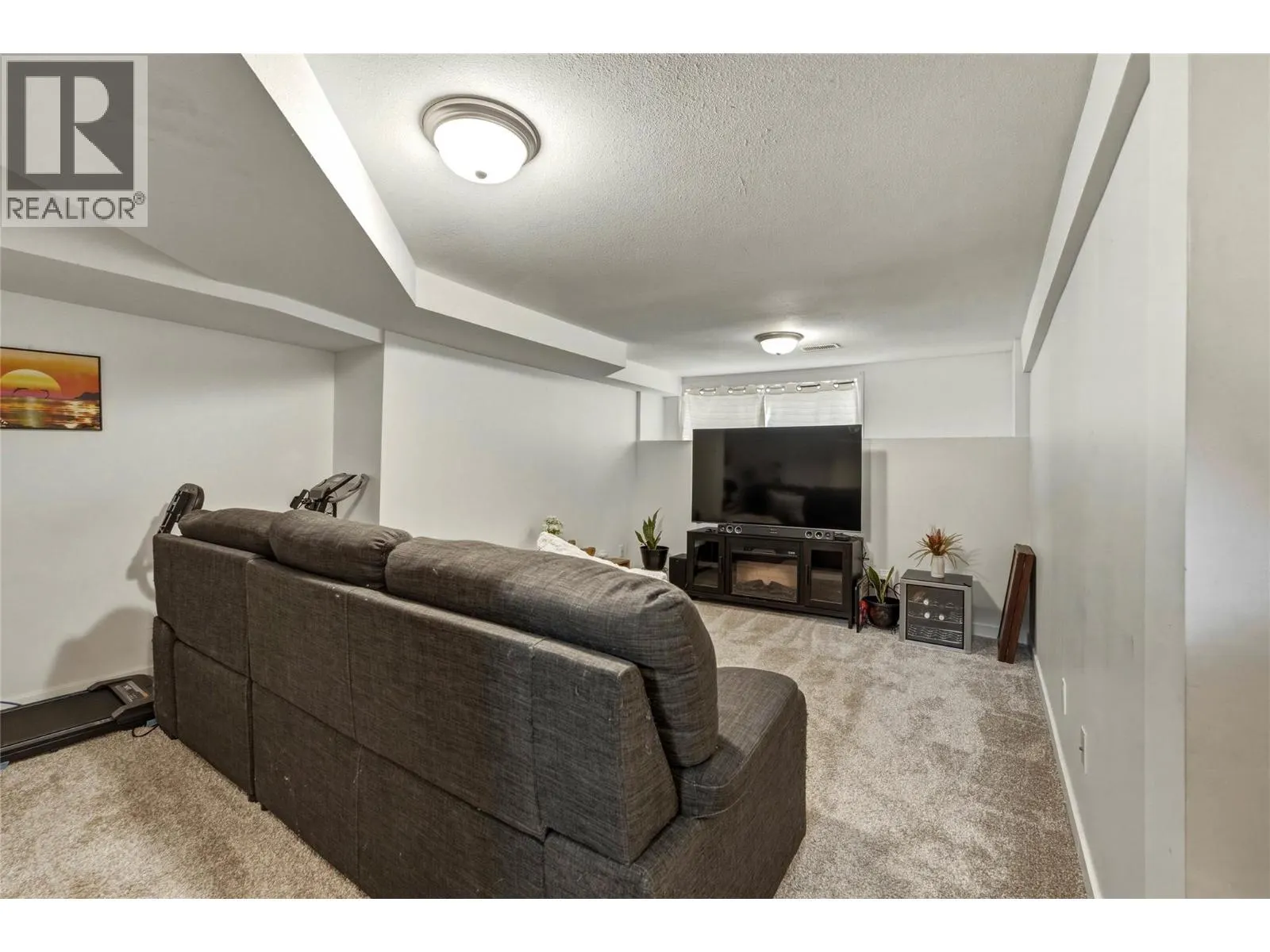 1701 34 Street