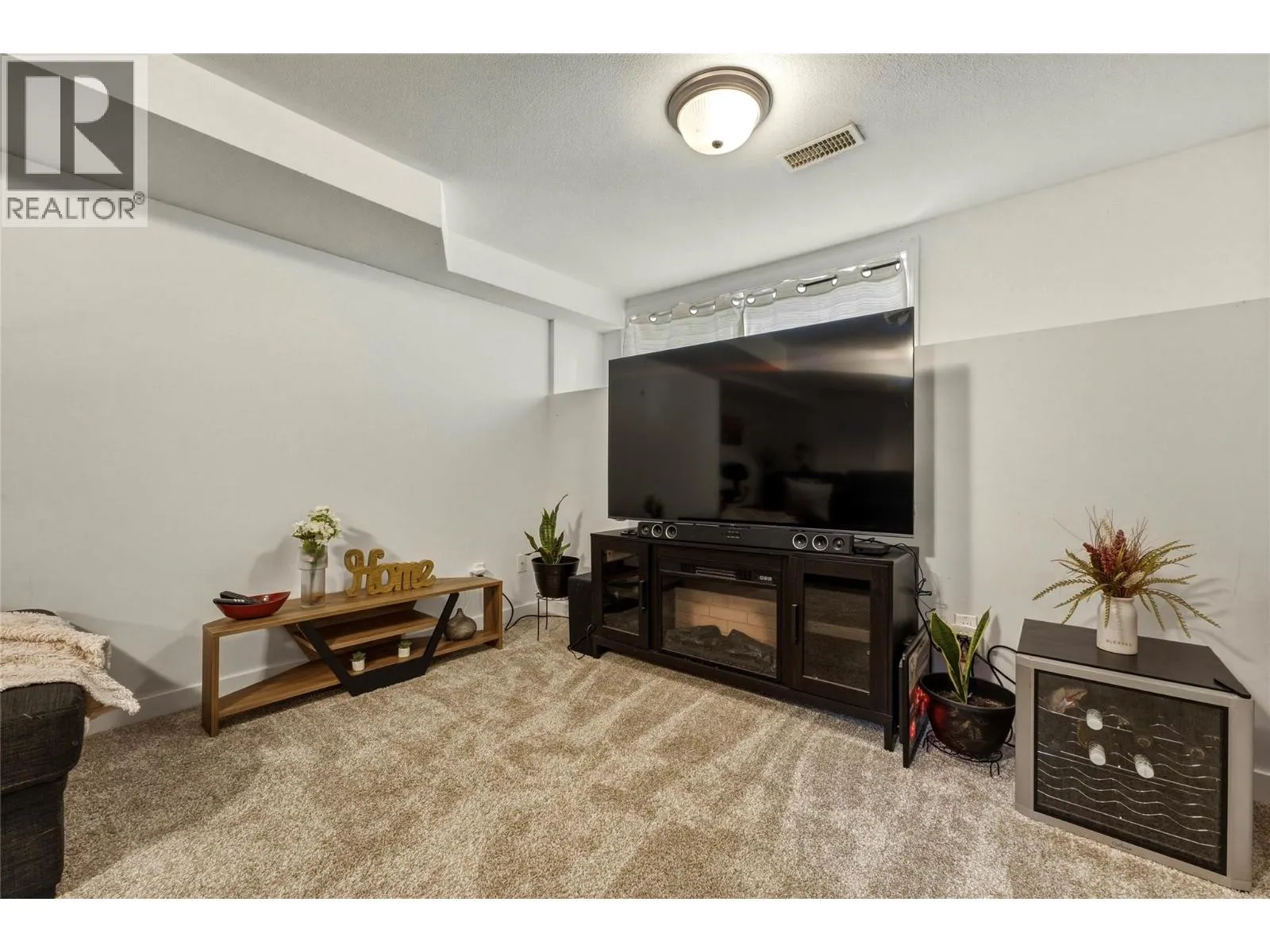 1701 34 Street