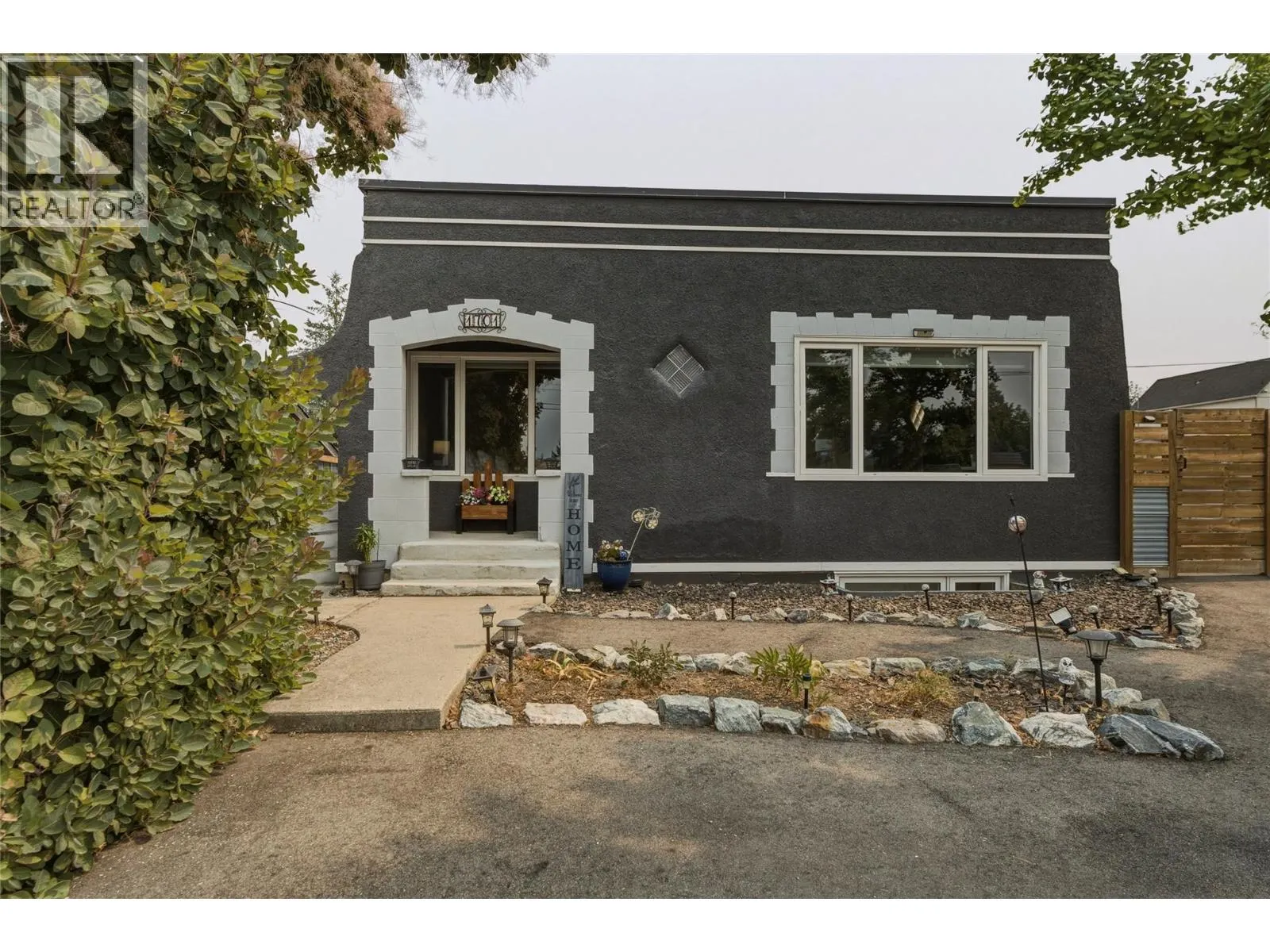 1701 34 Street