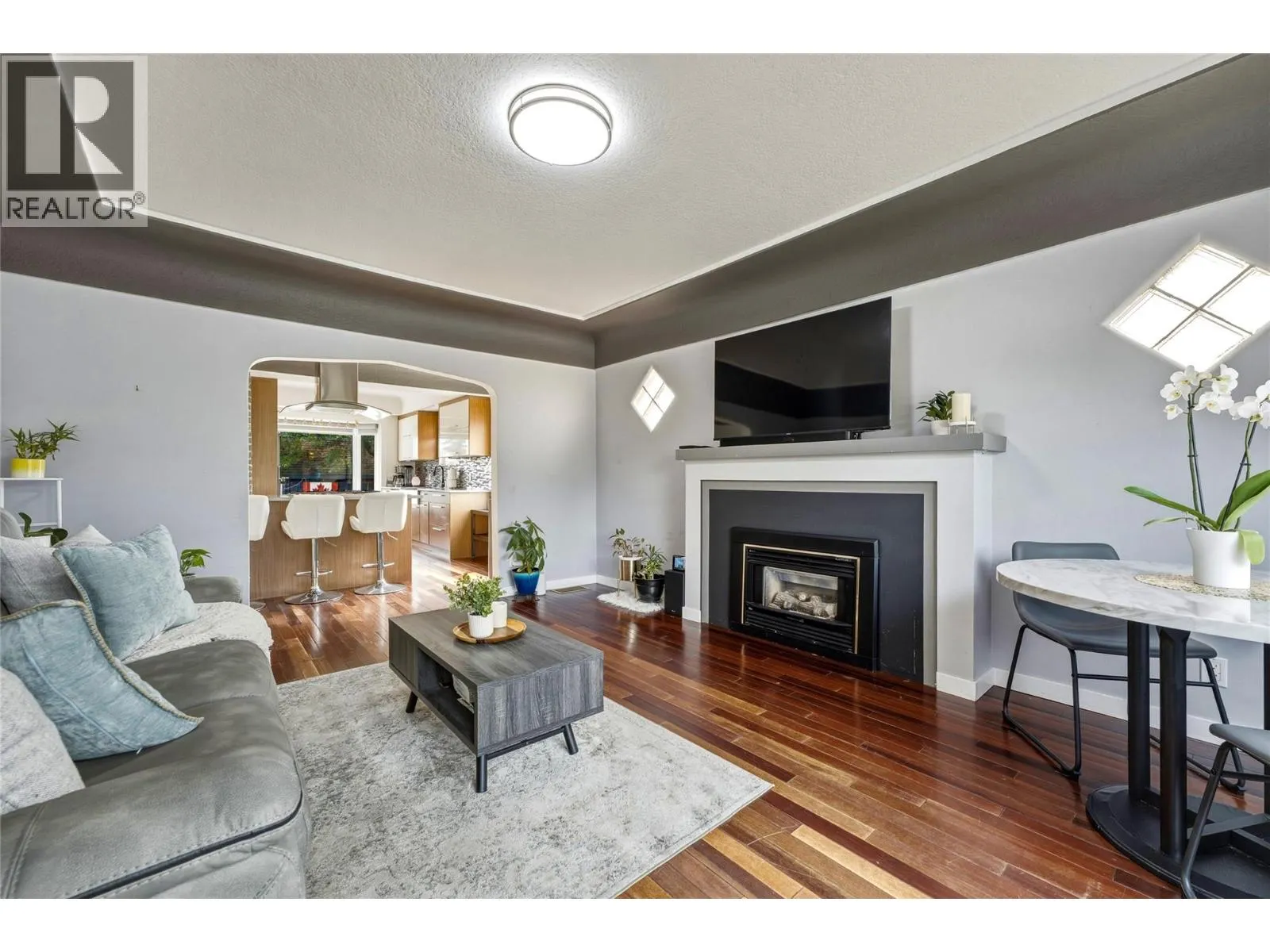 1701 34 Street