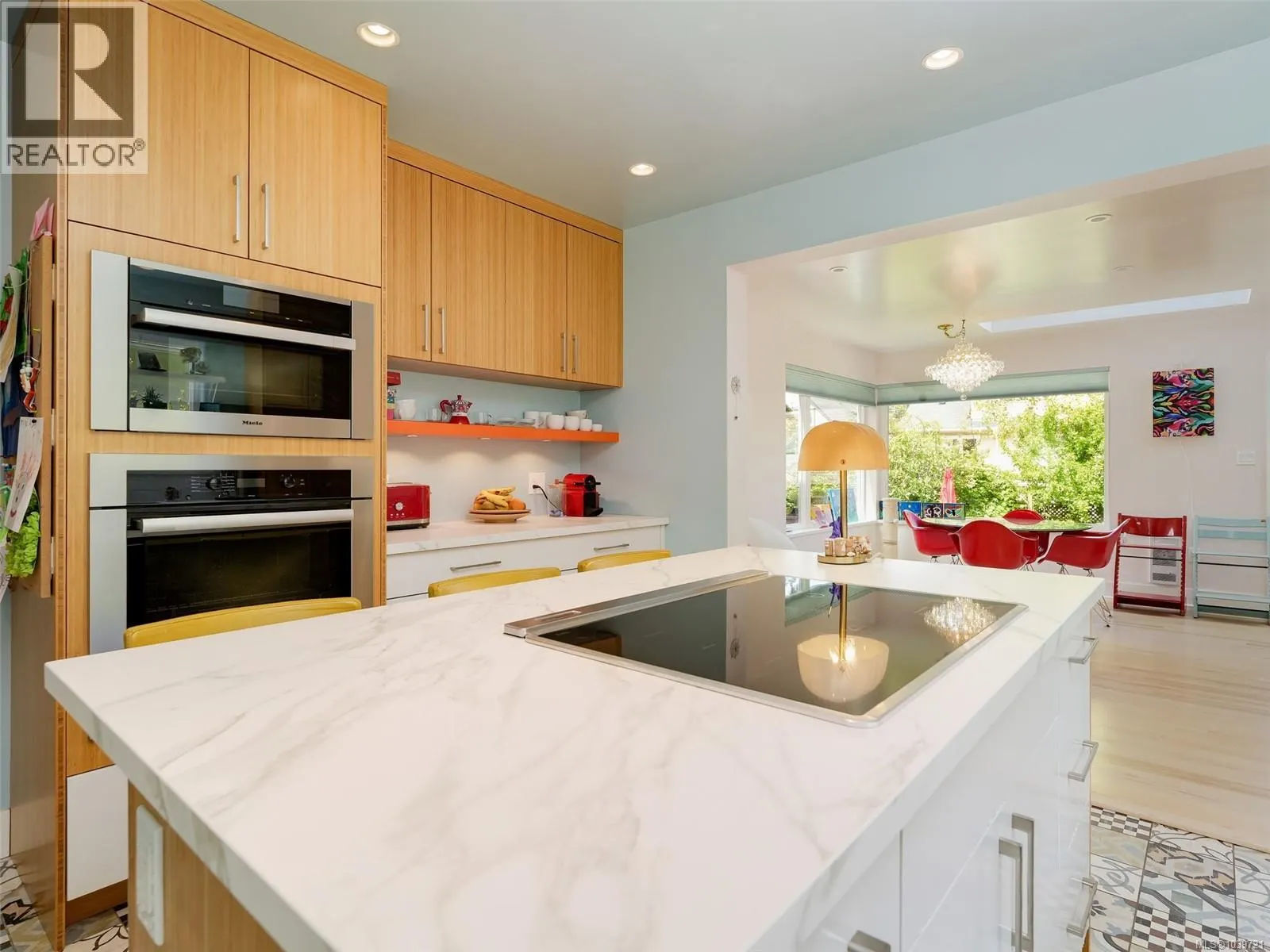 2366 Zela St