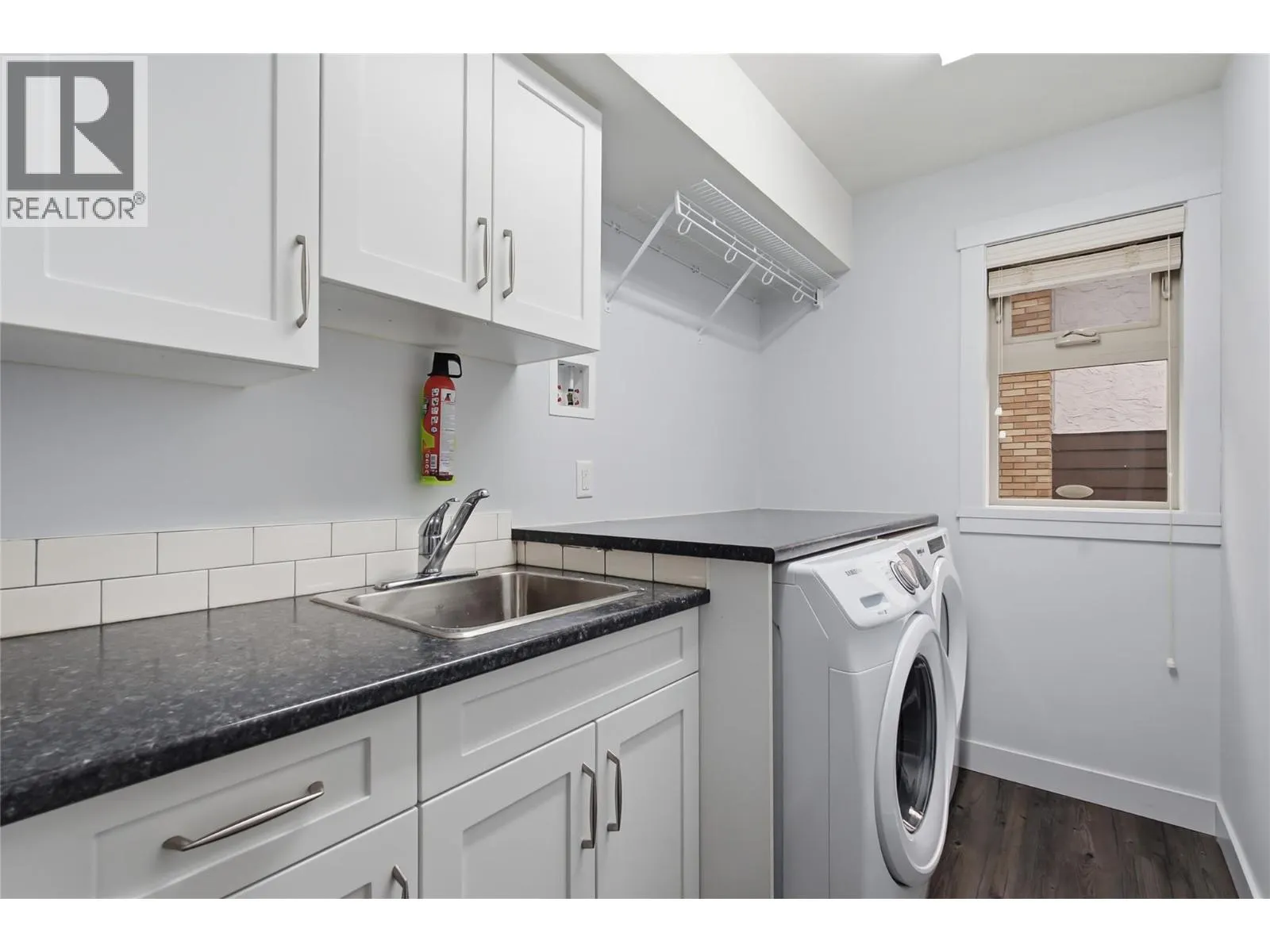 560 & 562 Christleton Avenue