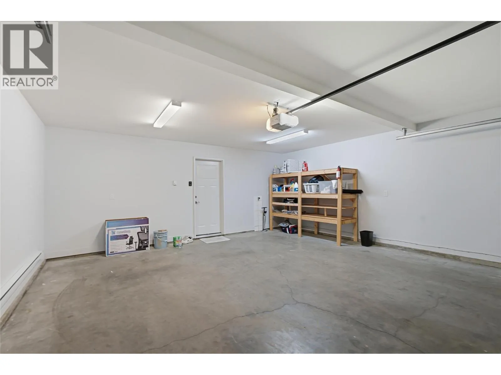 560 & 562 Christleton Avenue