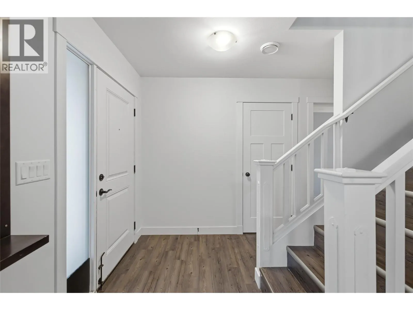 560 & 562 Christleton Avenue