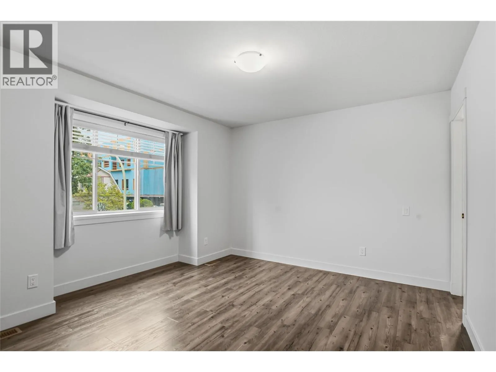 560 & 562 Christleton Avenue