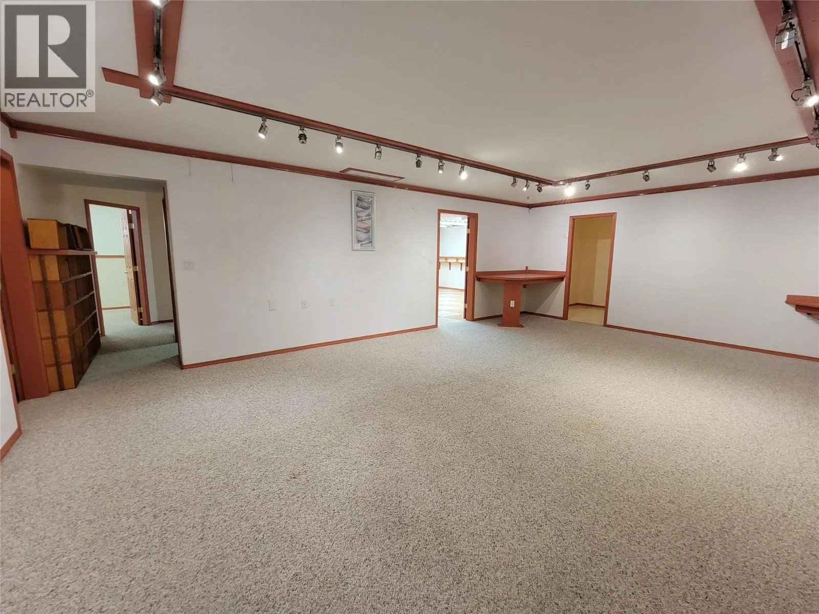 423 Vanderlinde Drive