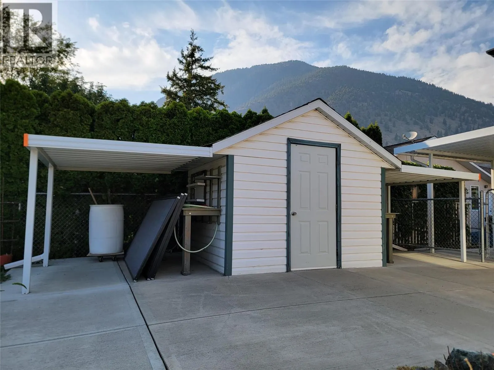 423 Vanderlinde Drive