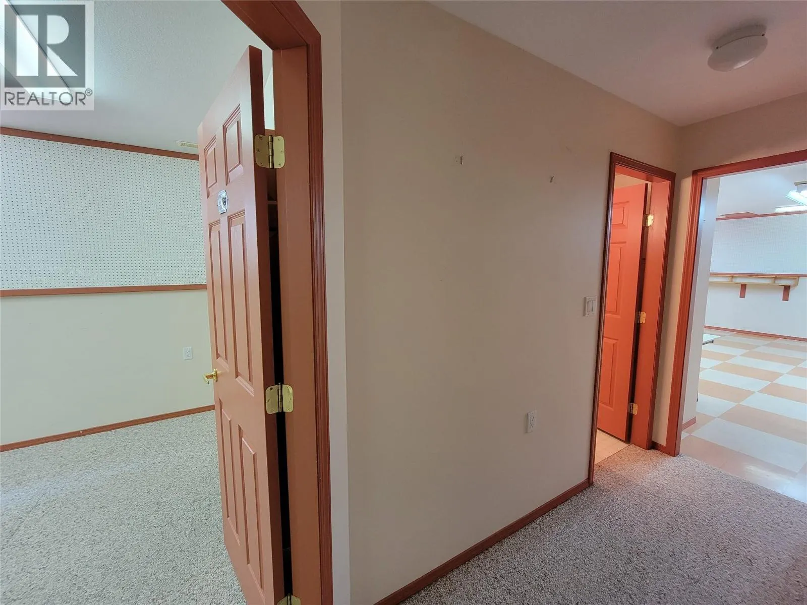 423 Vanderlinde Drive