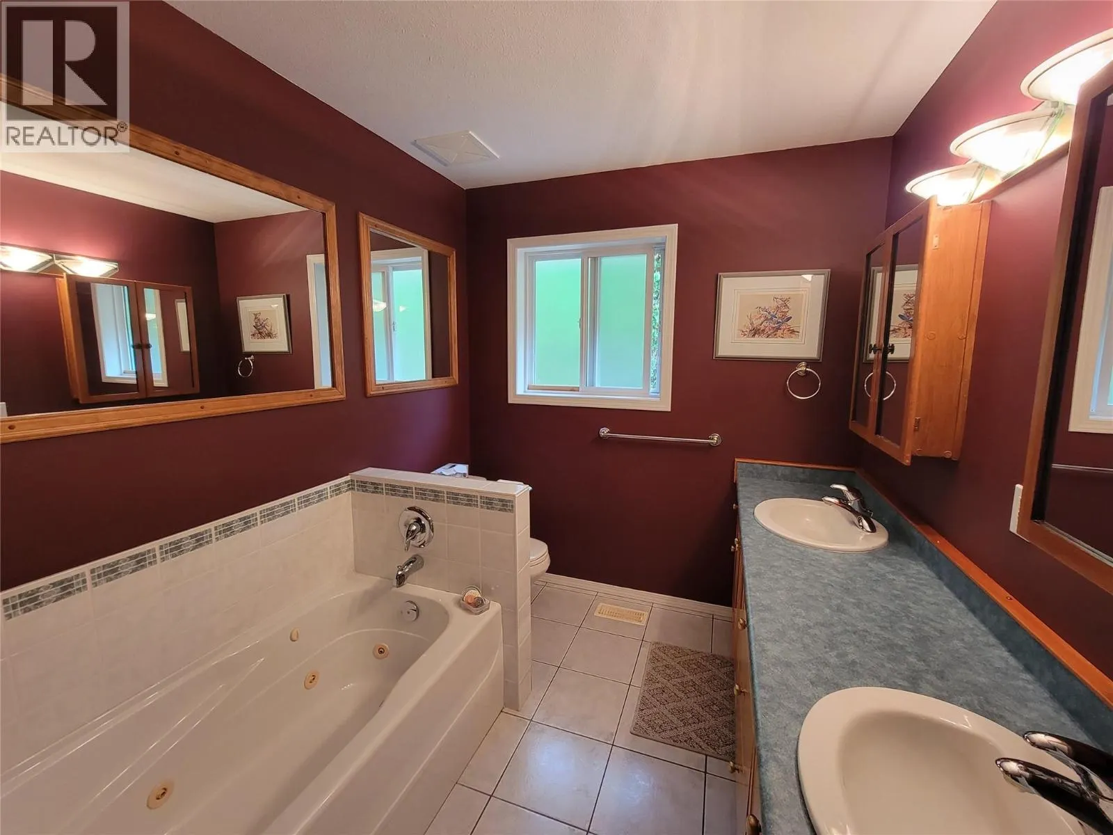 423 Vanderlinde Drive