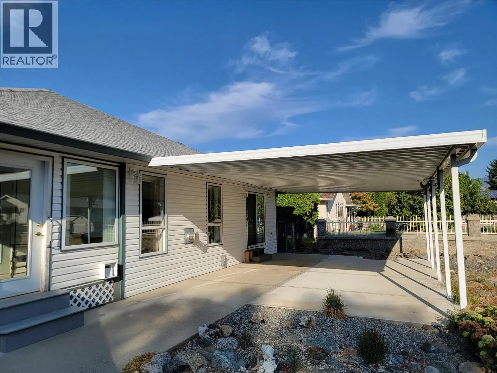 423 Vanderlinde Drive