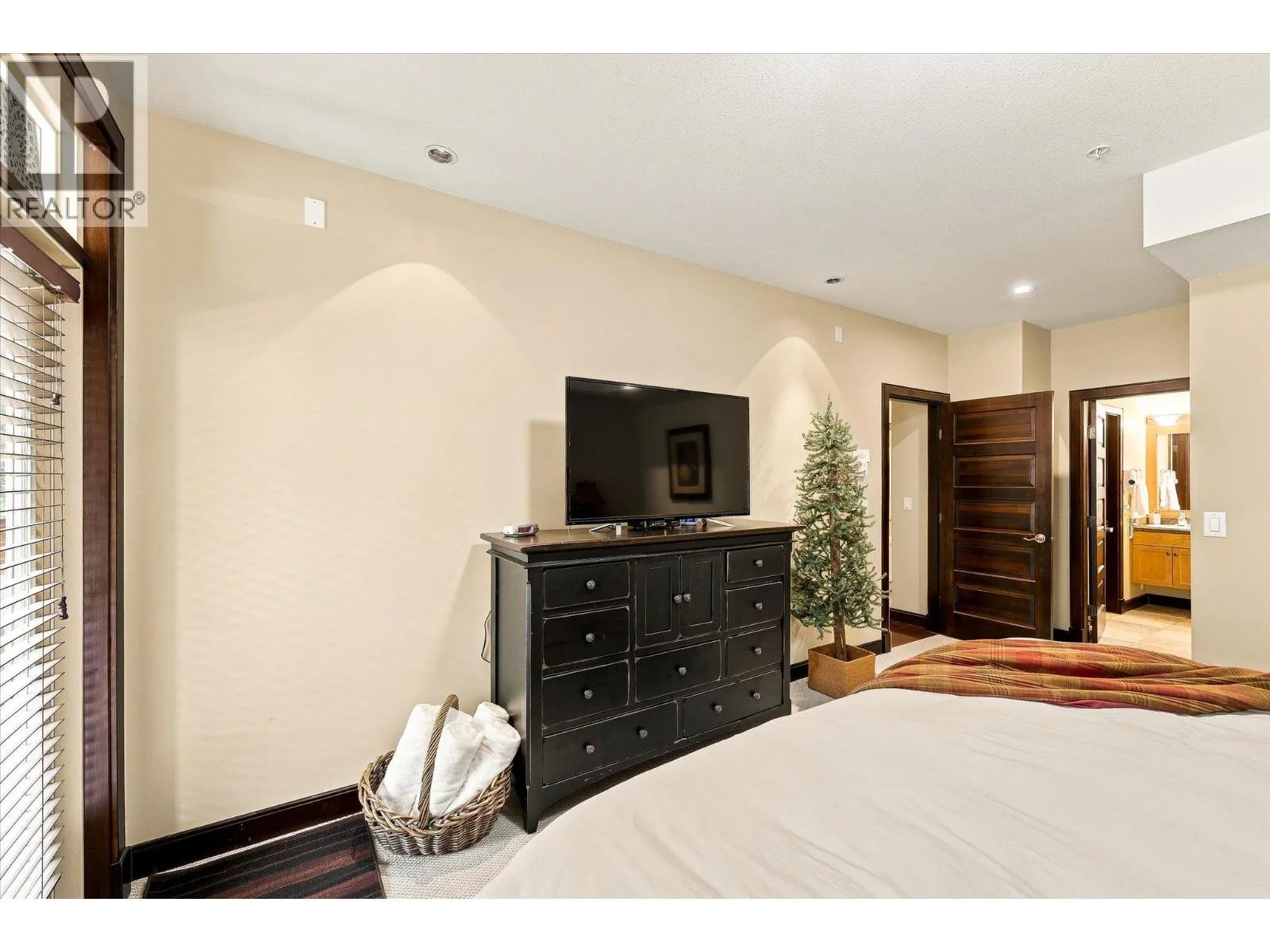 7700 Porcupine Road Unit# 306