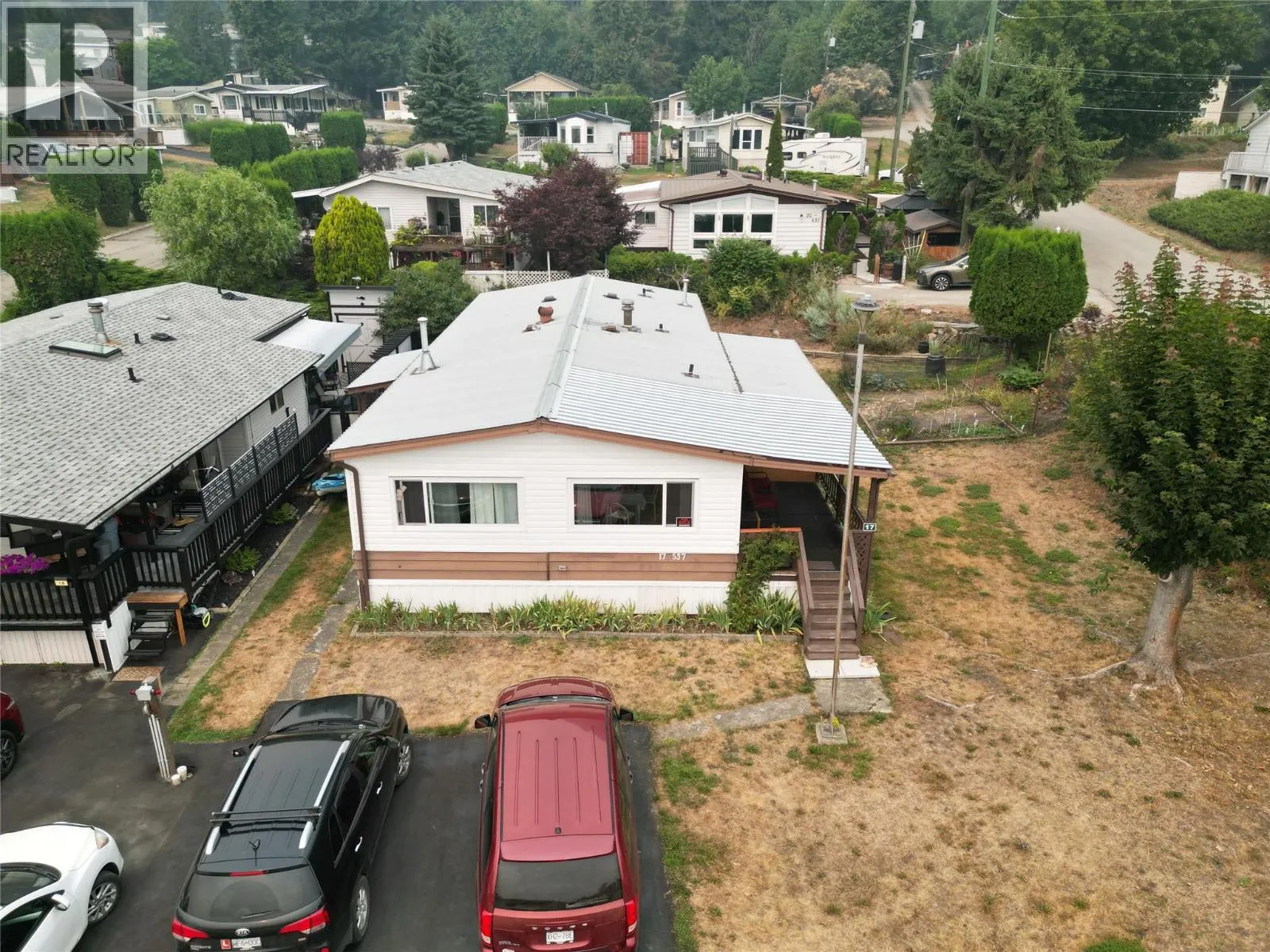 537 Begbie Road Unit# 17 Lot# 17