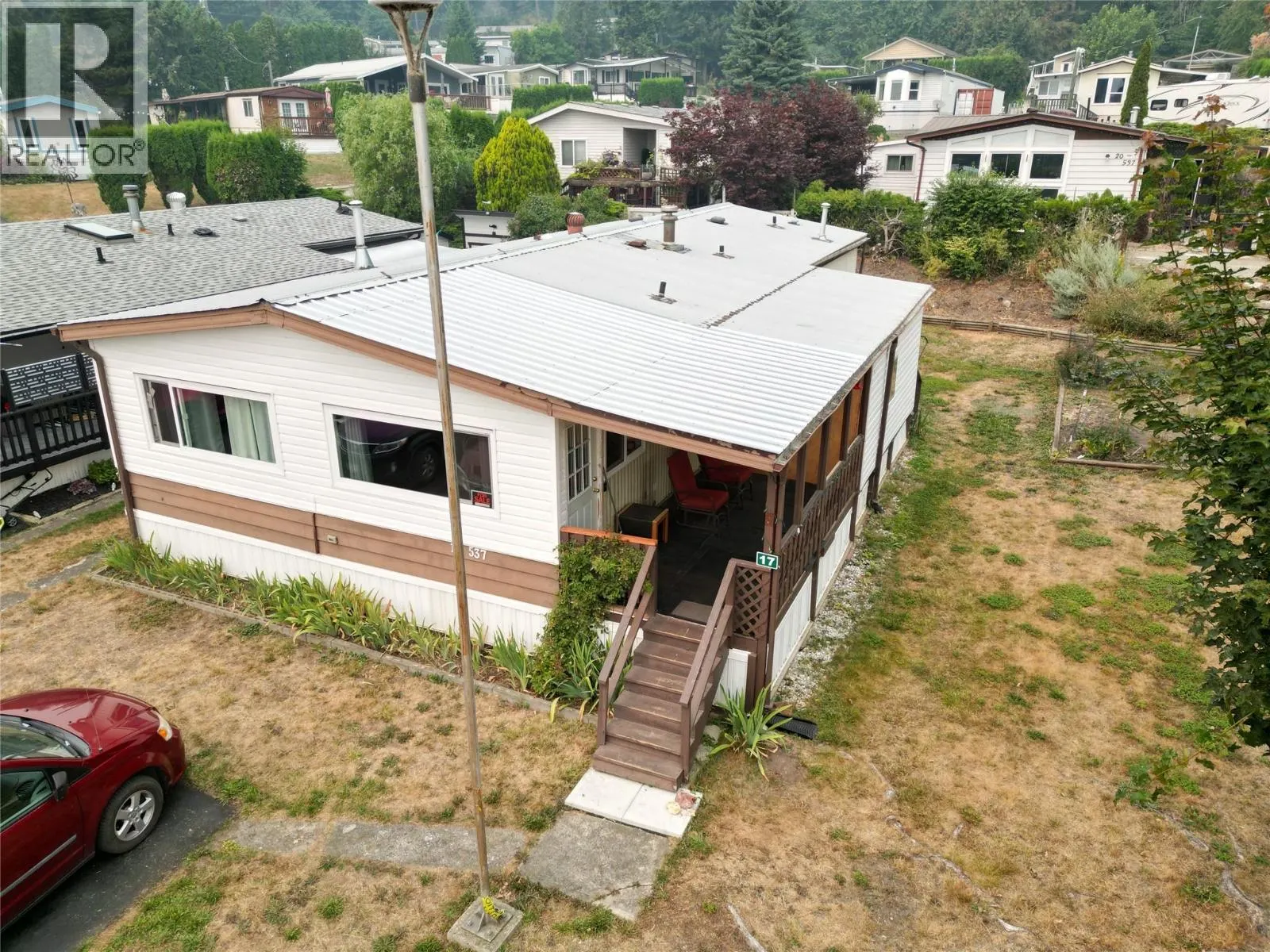 537 Begbie Road Unit# 17 Lot# 17