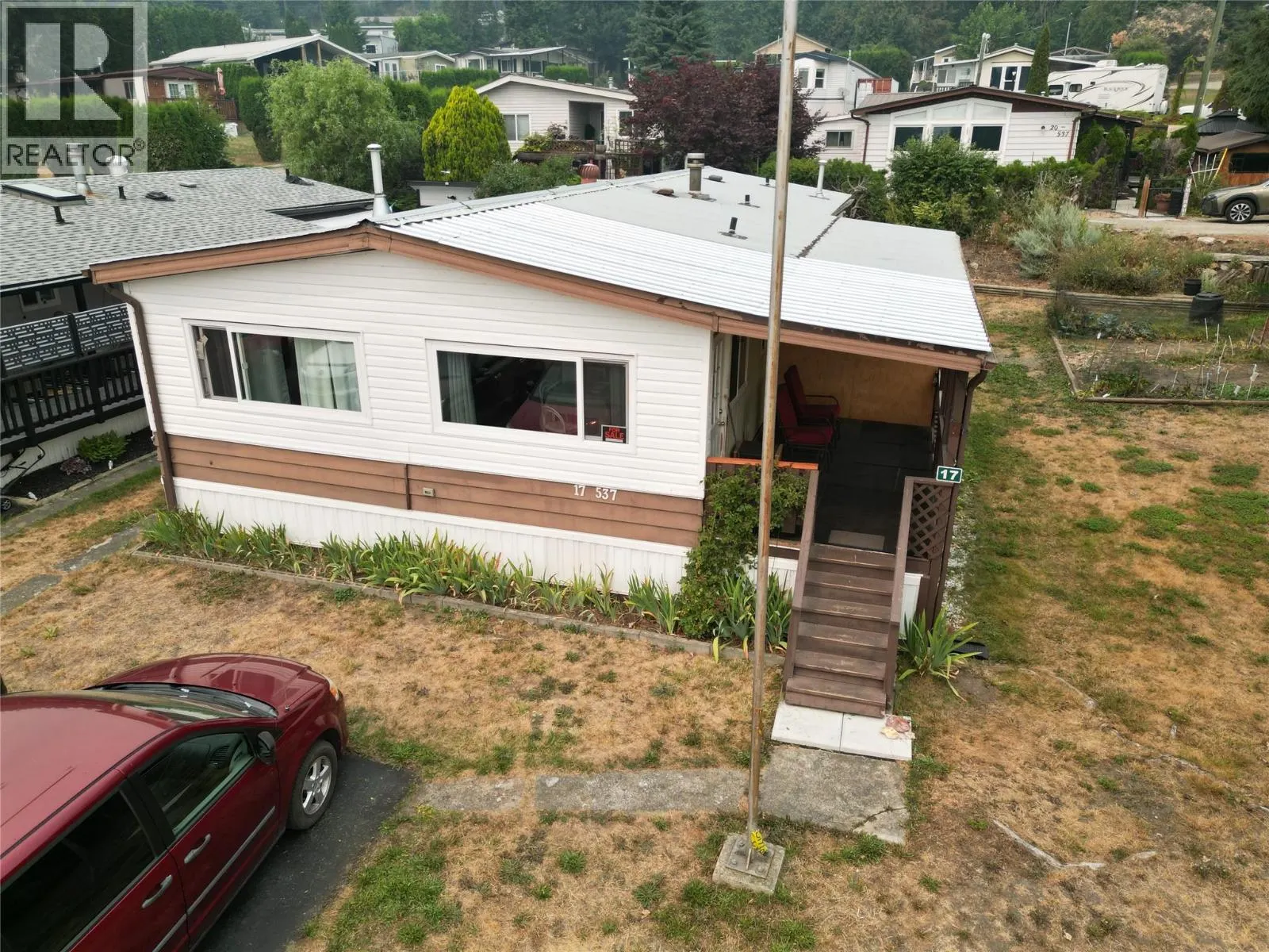 537 Begbie Road Unit# 17 Lot# 17