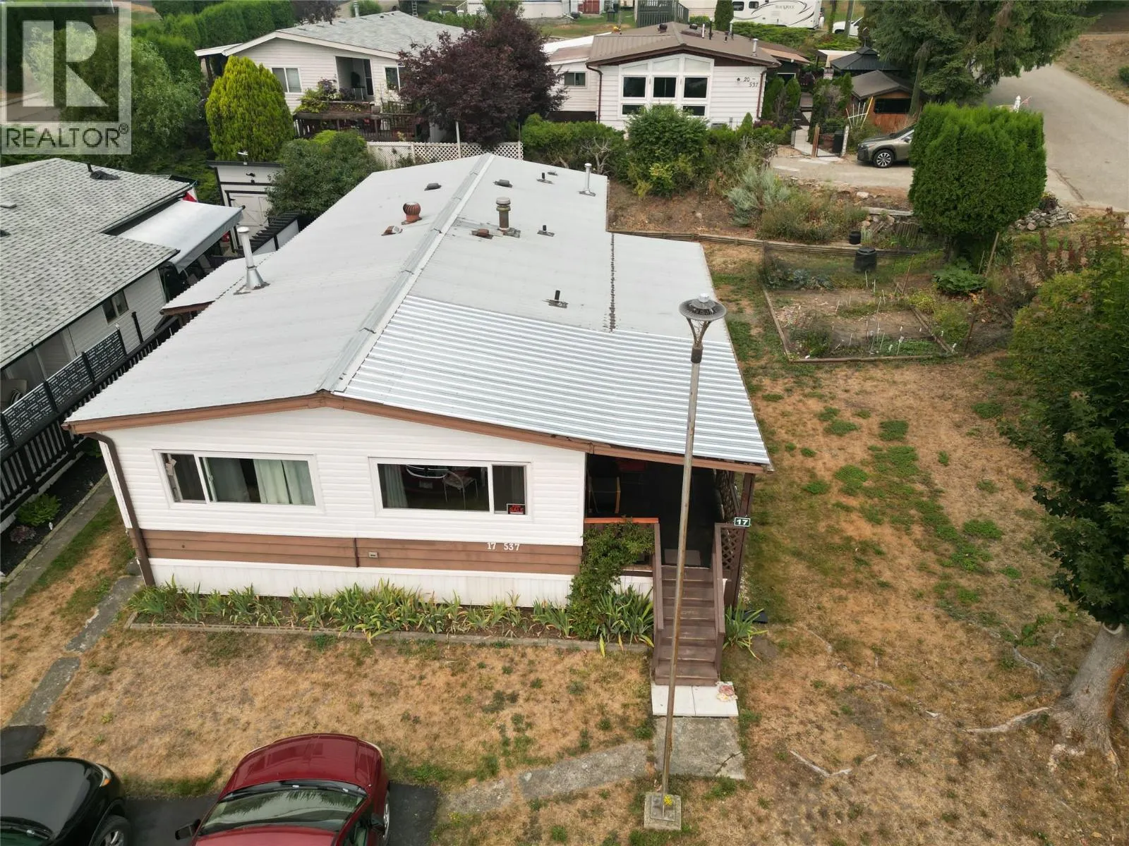 537 Begbie Road Unit# 17 Lot# 17