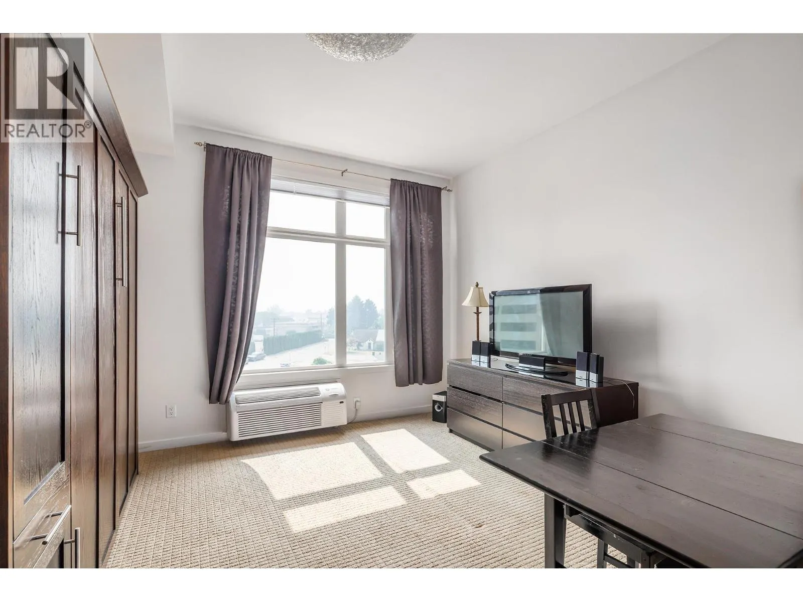 1550 Dickson Avenue Unit# 405 Lot# 71