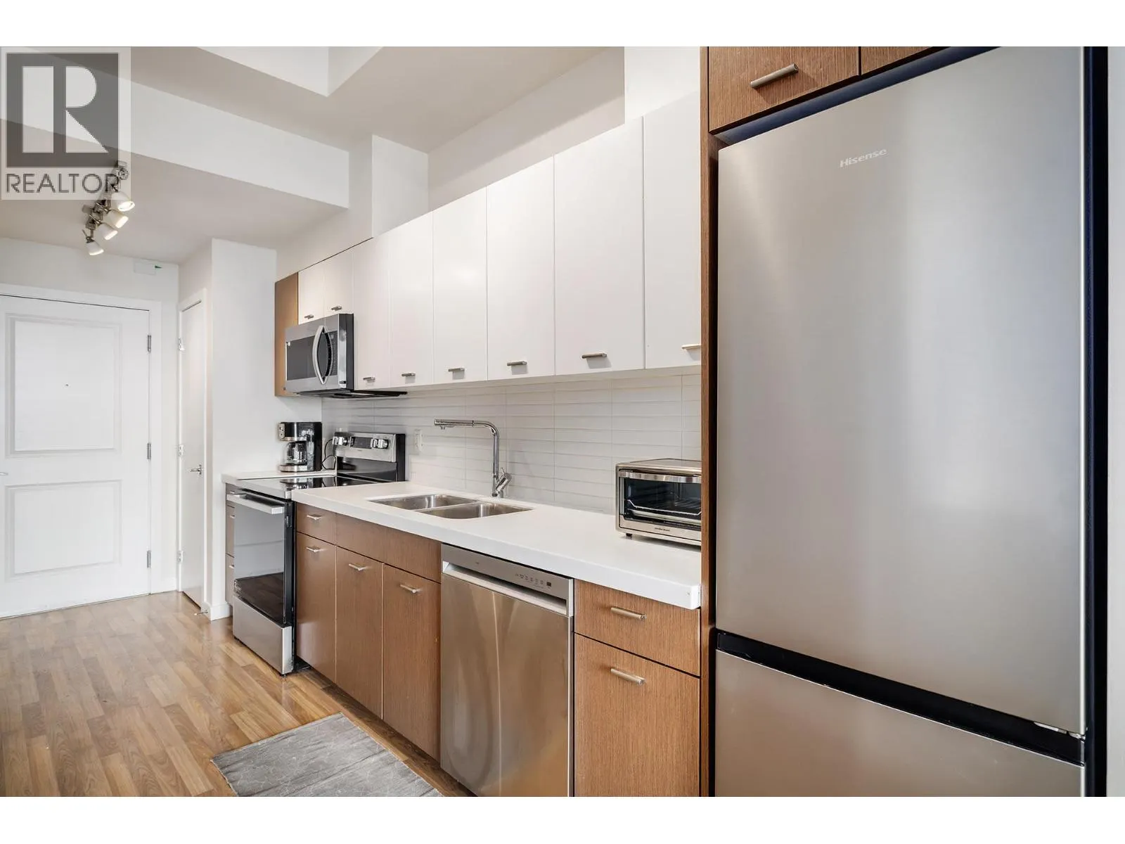 1550 Dickson Avenue Unit# 405 Lot# 71