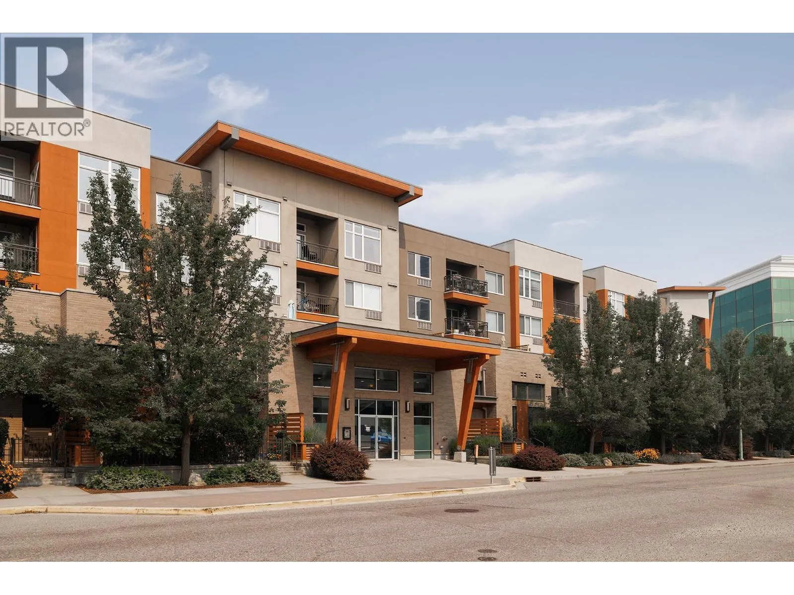 1550 Dickson Avenue Unit# 405 Lot# 71