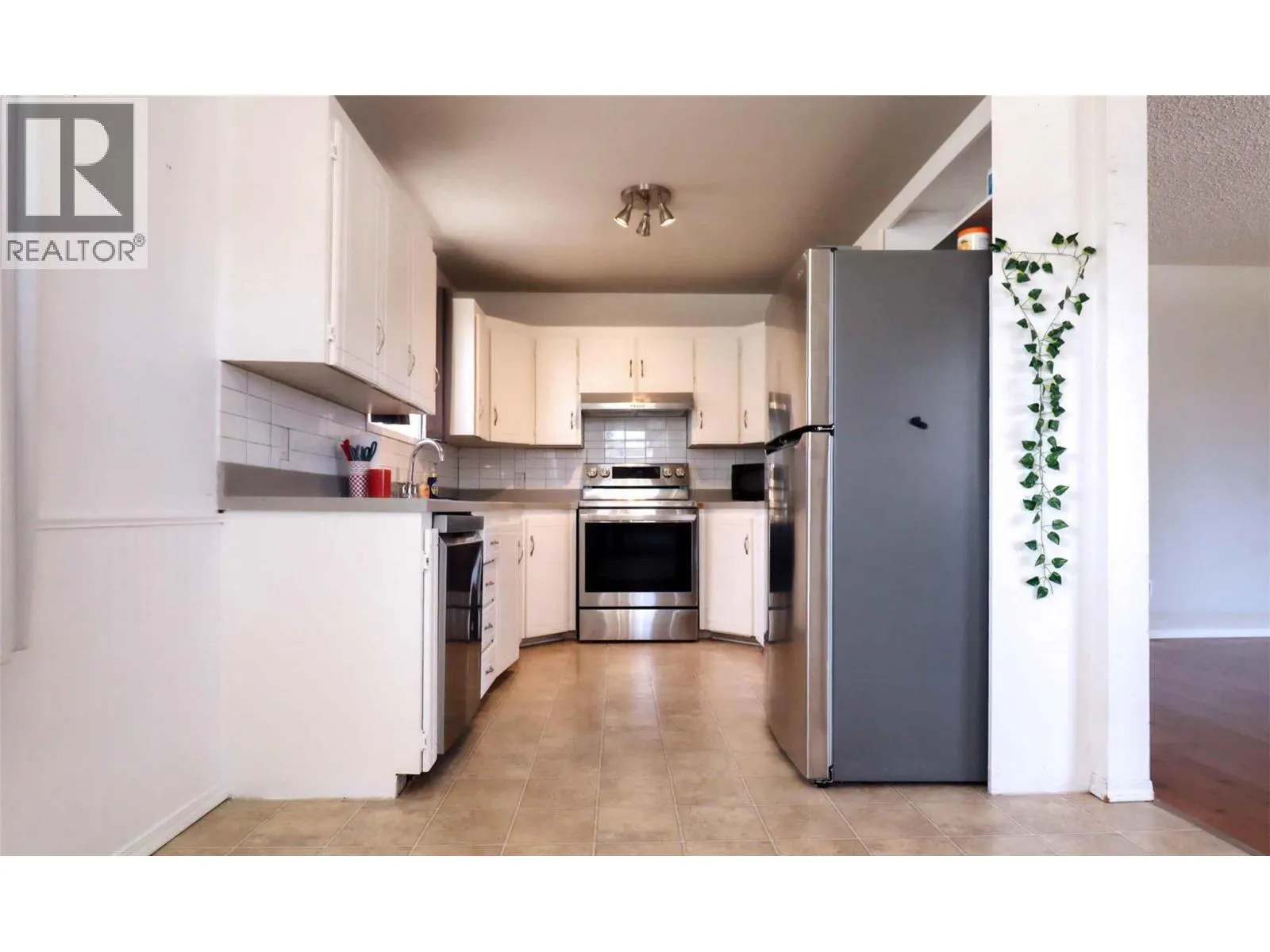 2805 Caen Road