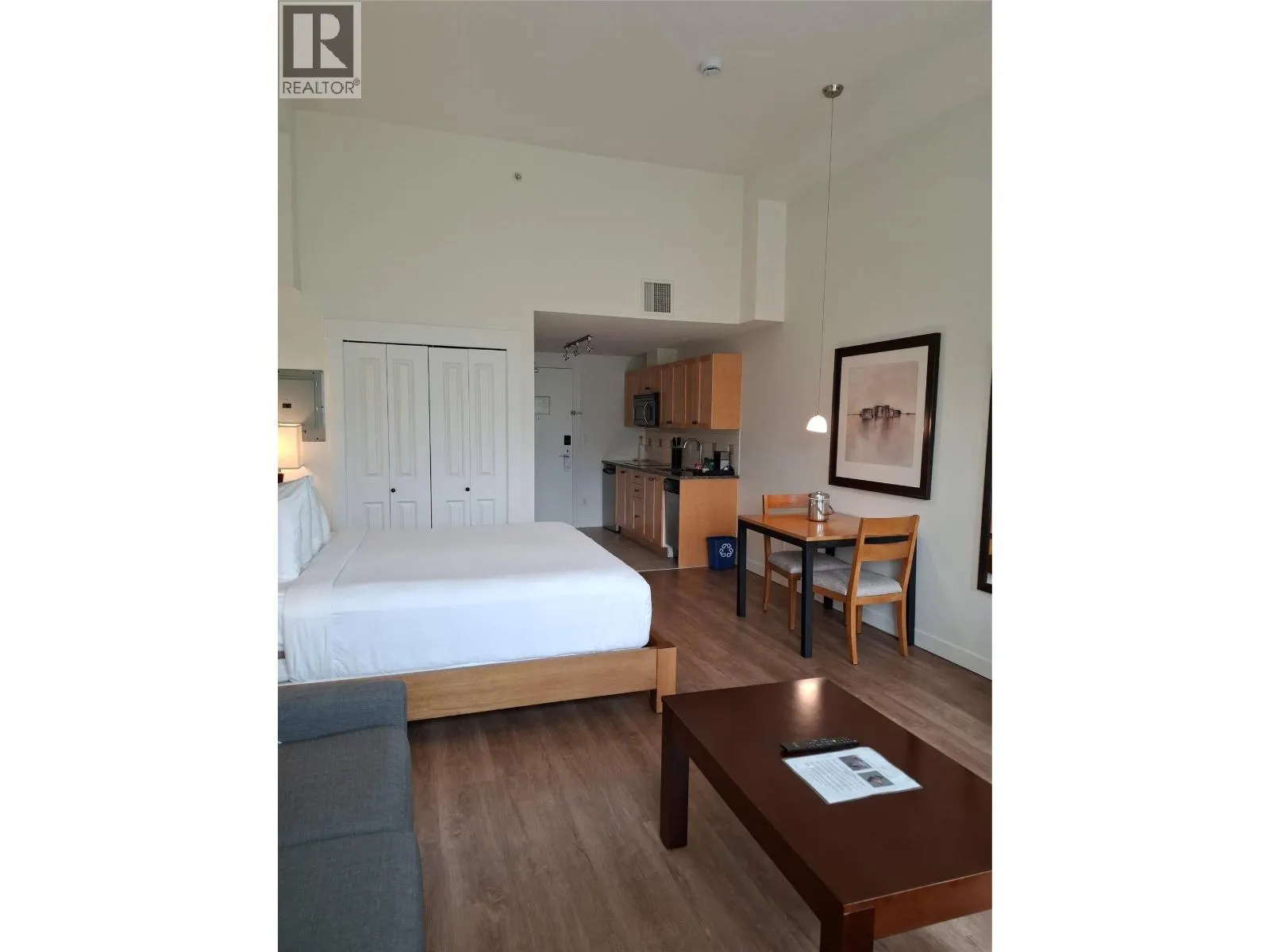 4200 Lakeshore Drive Unit# 338