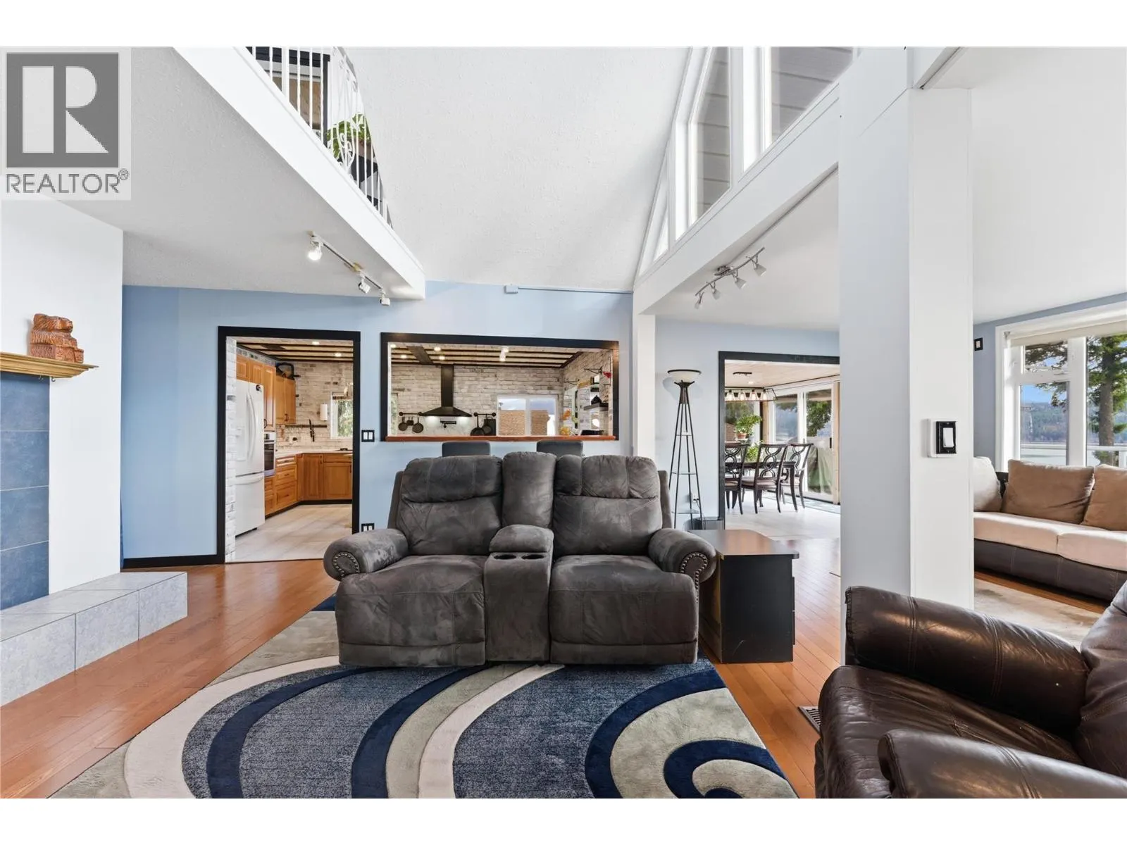 3690 Southview Road
