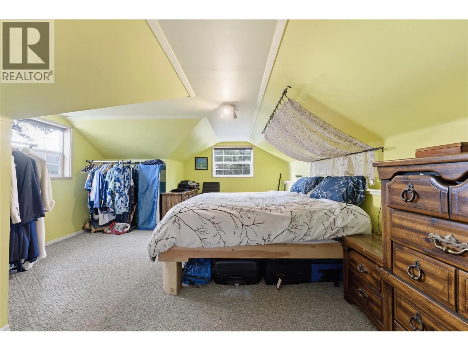 3690 Southview Road